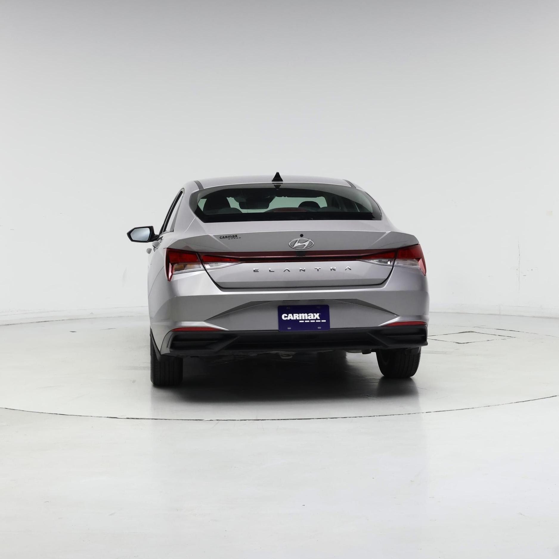 Thumbnail: 2022 Hyundai Elantra - 6