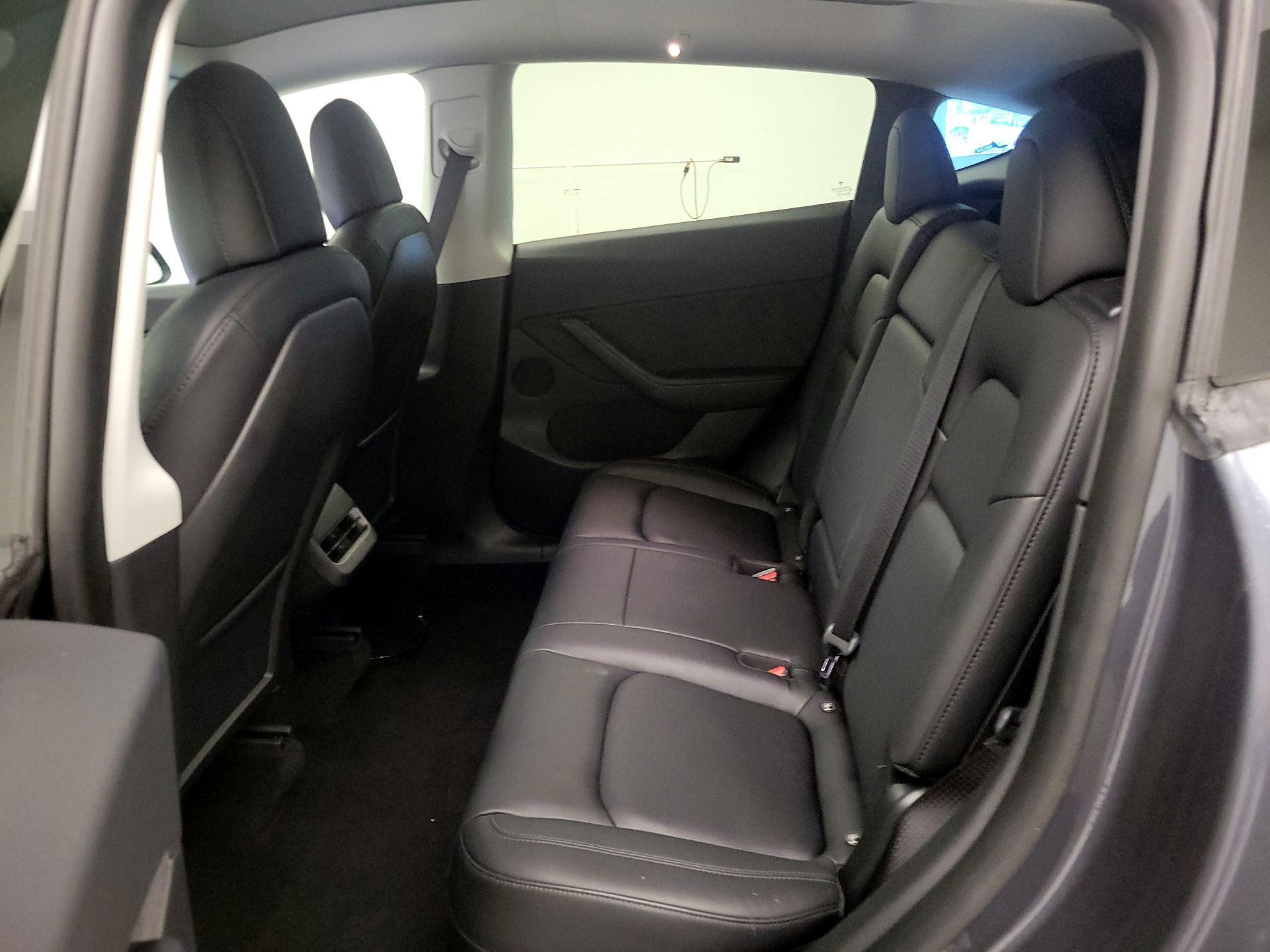 Thumbnail: 2021 Tesla Model Y - 18