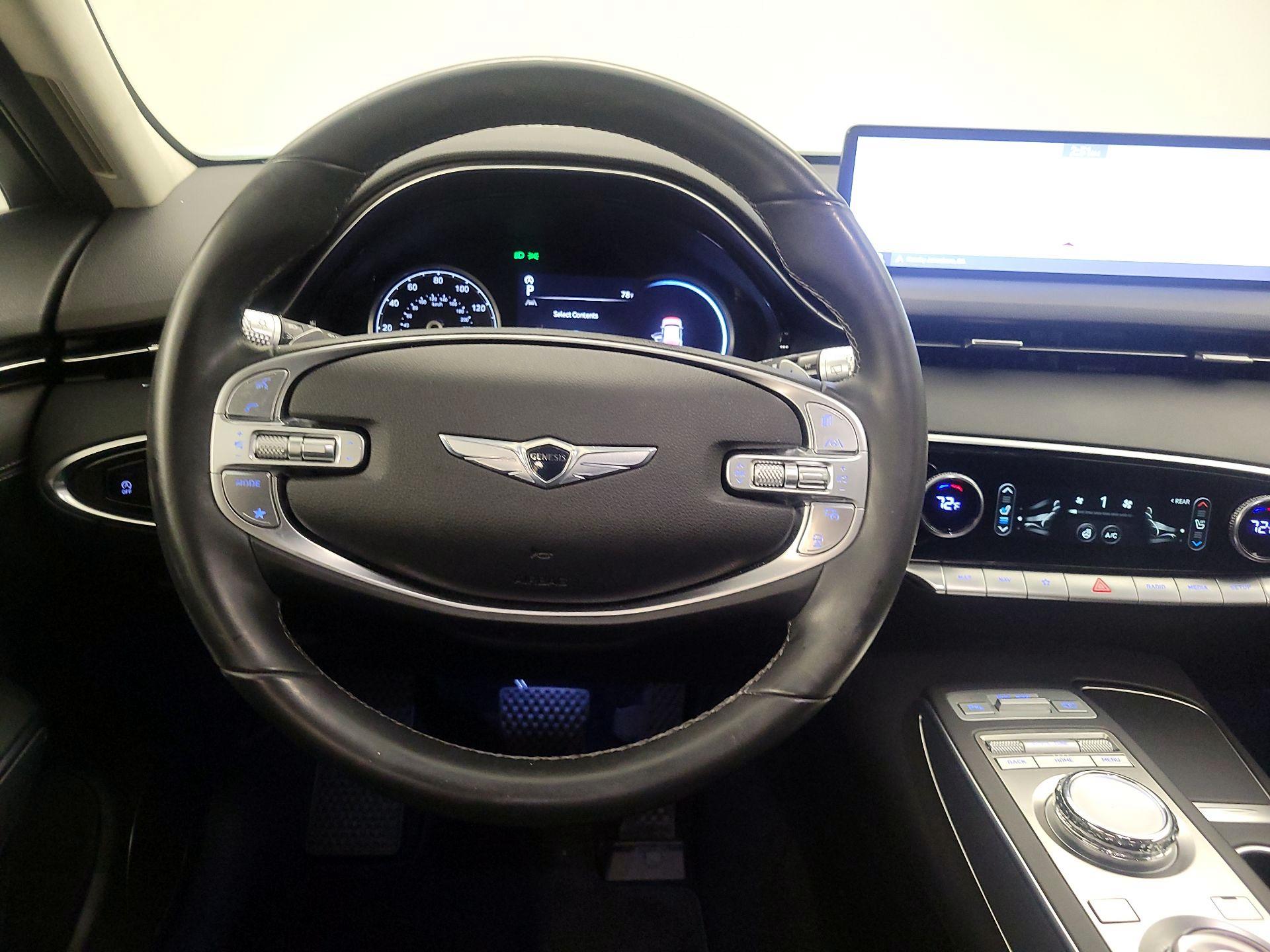 Thumbnail: 2023 Genesis GV70 - 10