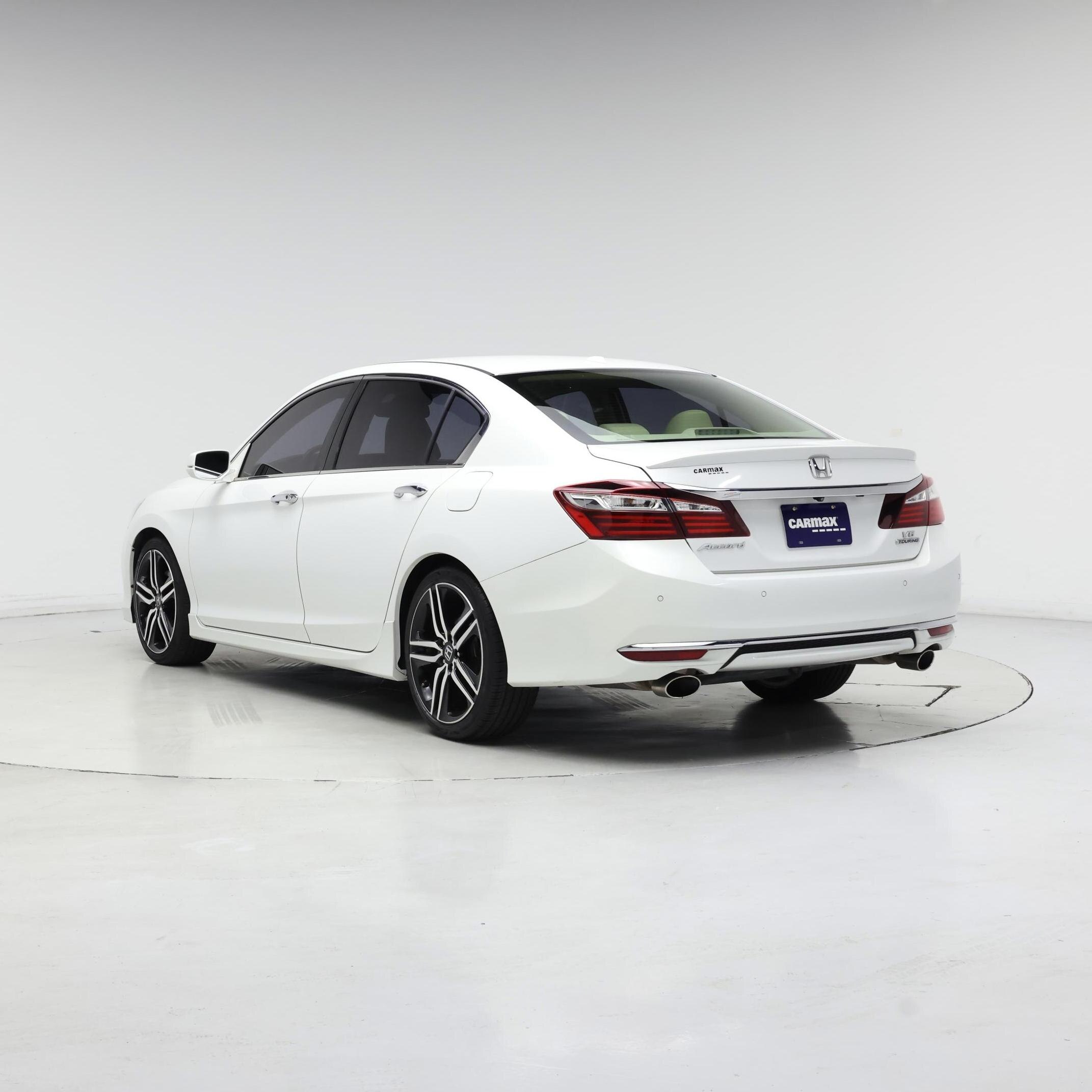 Thumbnail: 2017 Honda Accord - 2