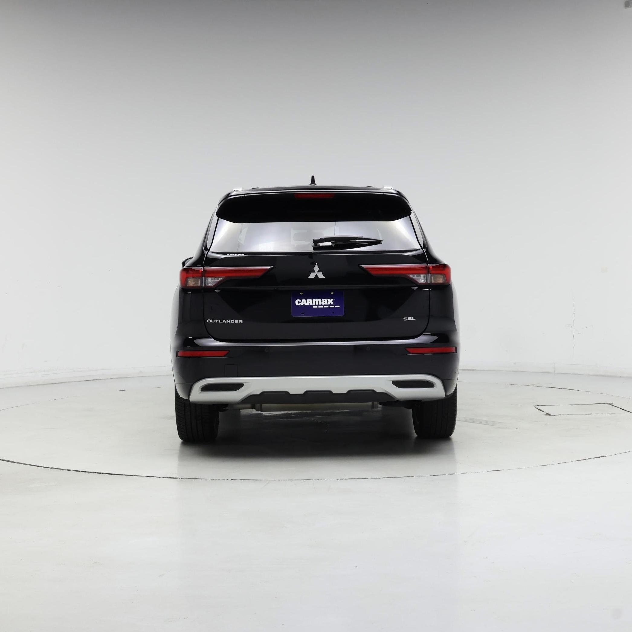 Thumbnail: 2022 Mitsubishi Outlander - 6