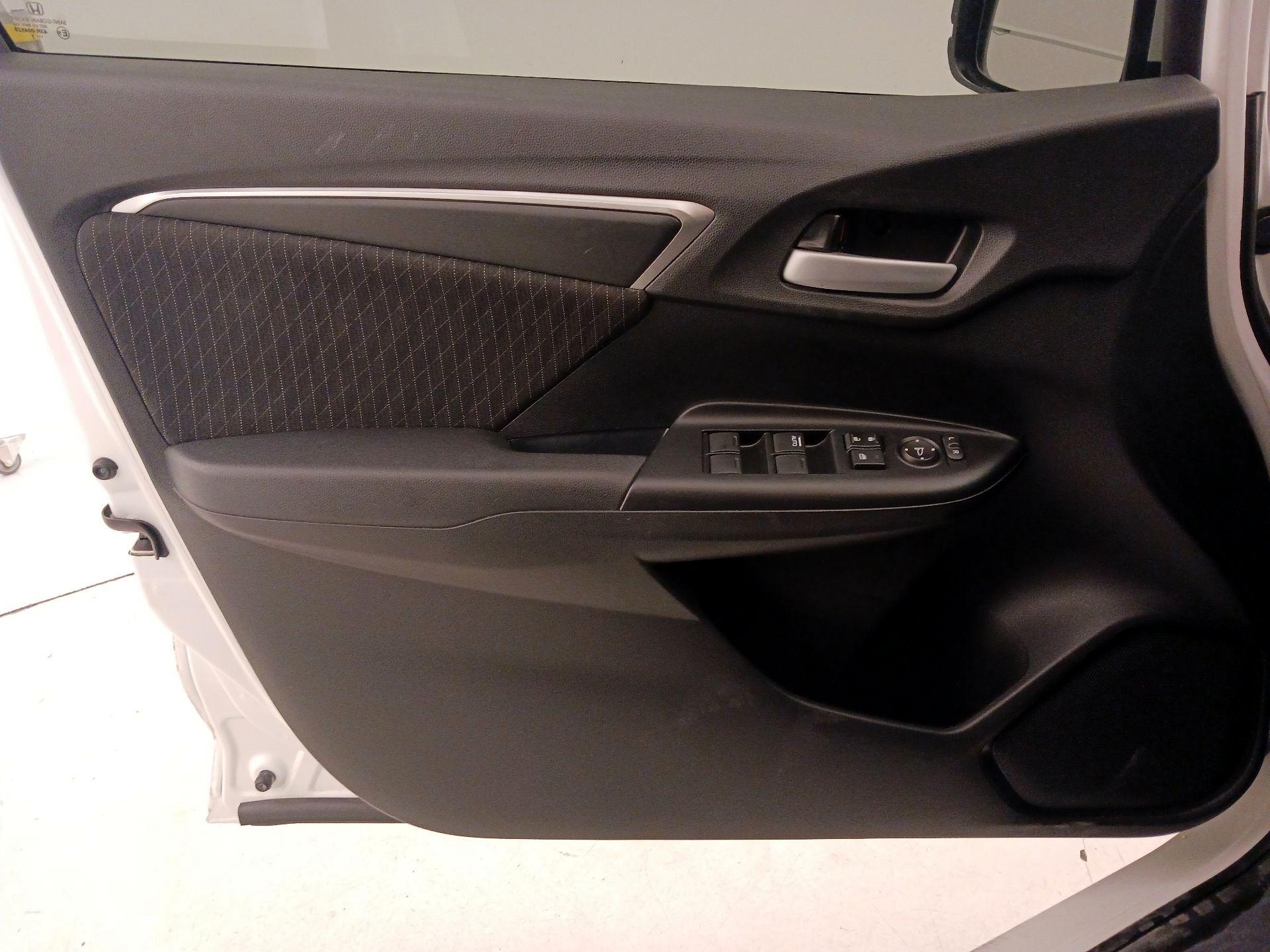 Thumbnail: 2019 Honda Fit - 10