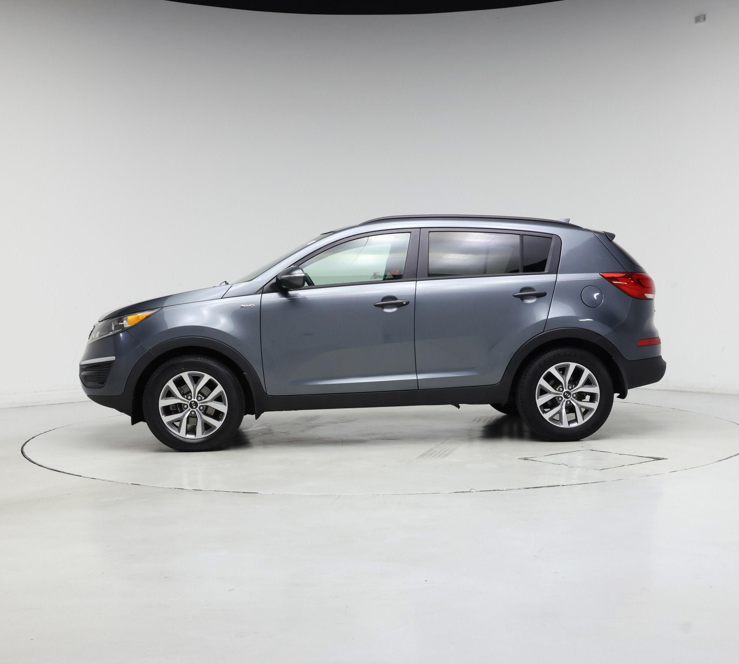 Thumbnail: 2014 Kia Sportage - 3