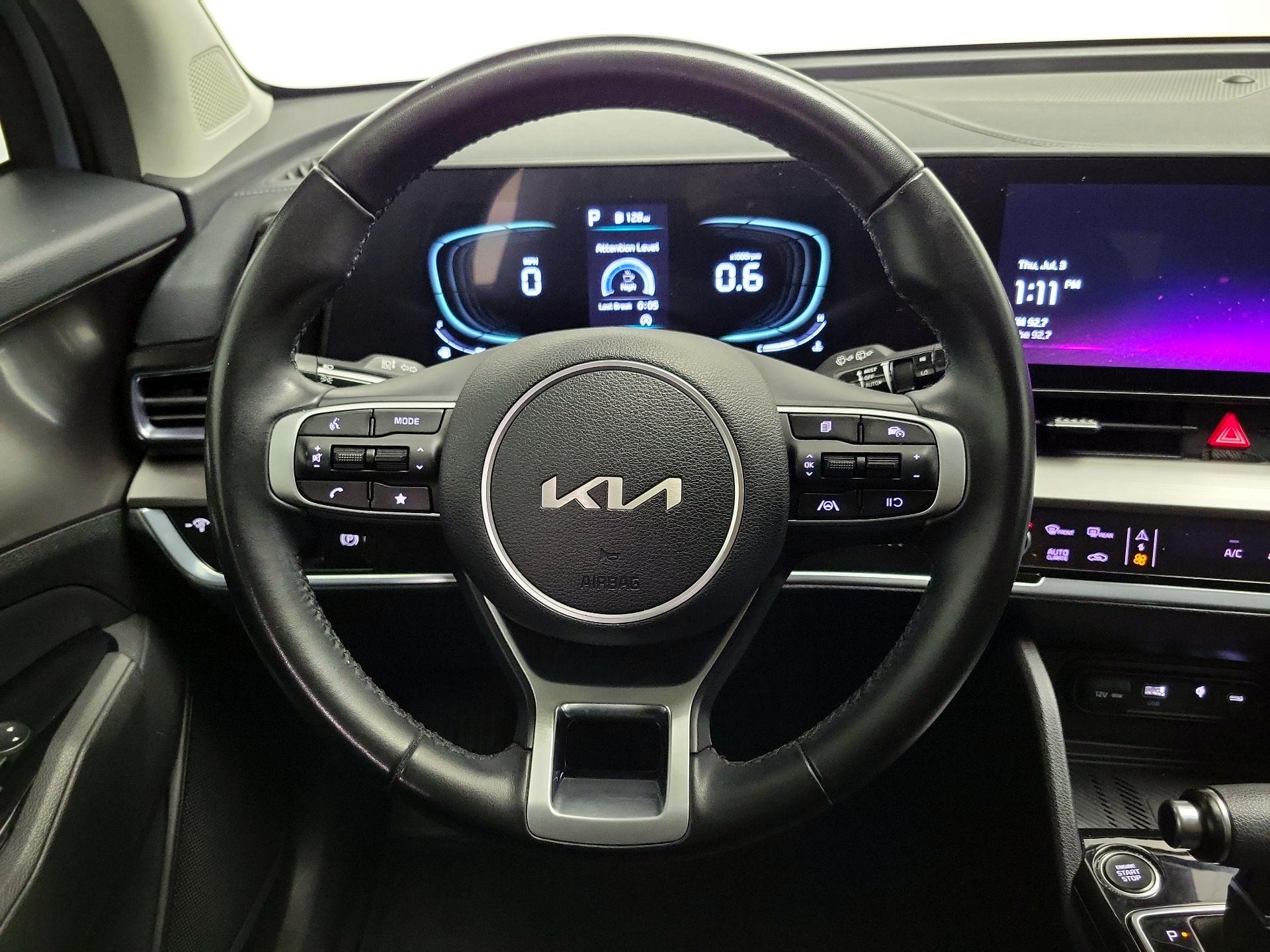 Thumbnail: 2023 Kia Sportage - 10