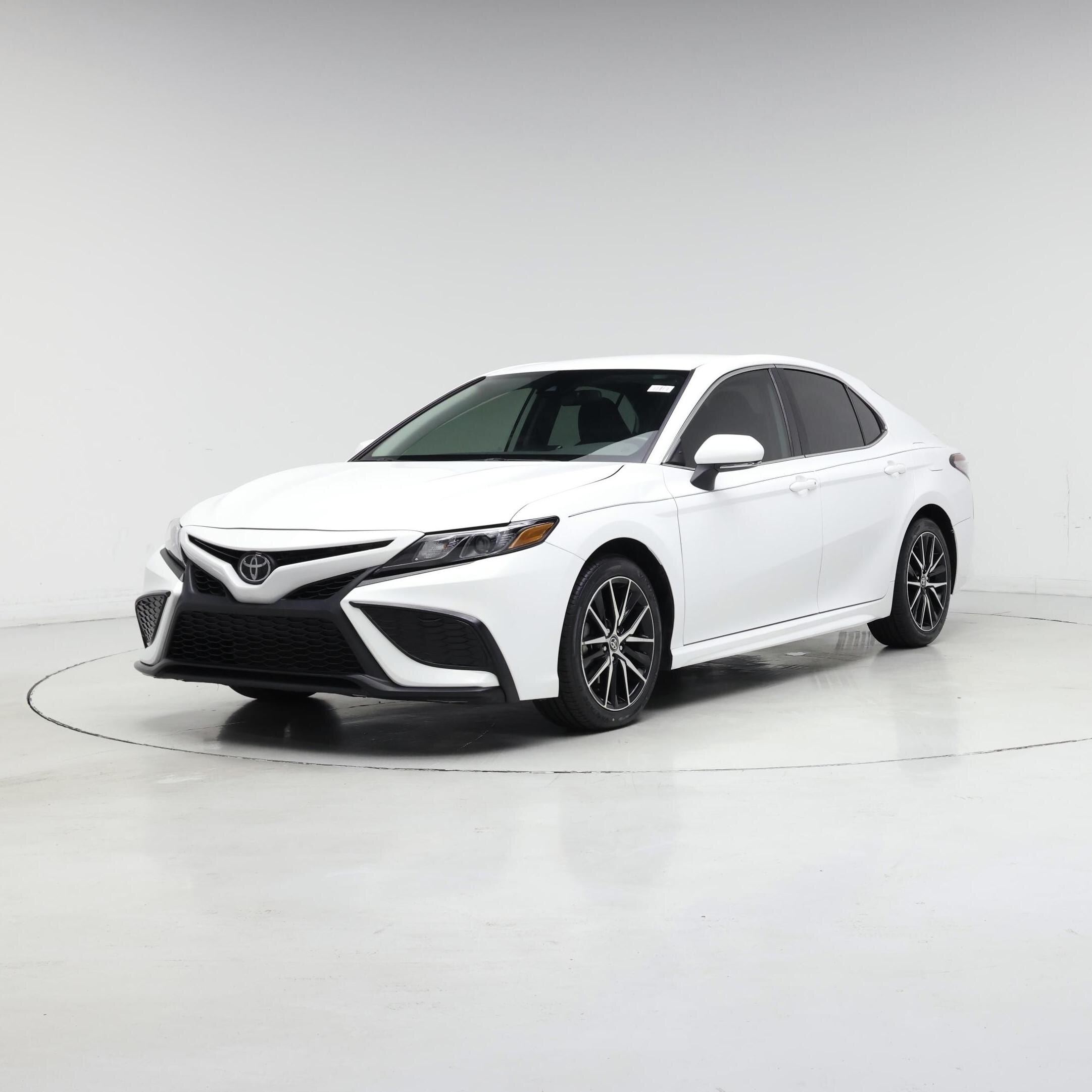 Thumbnail: 2023 Toyota Camry - 4