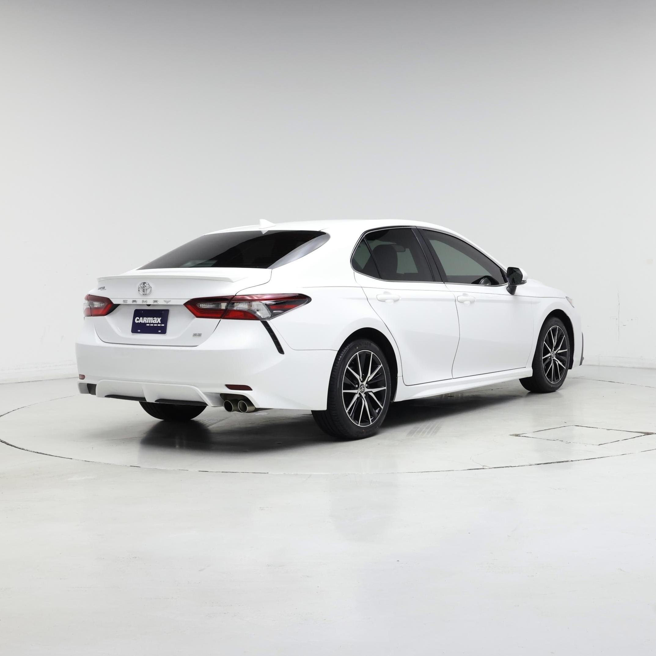Thumbnail: 2023 Toyota Camry - 8