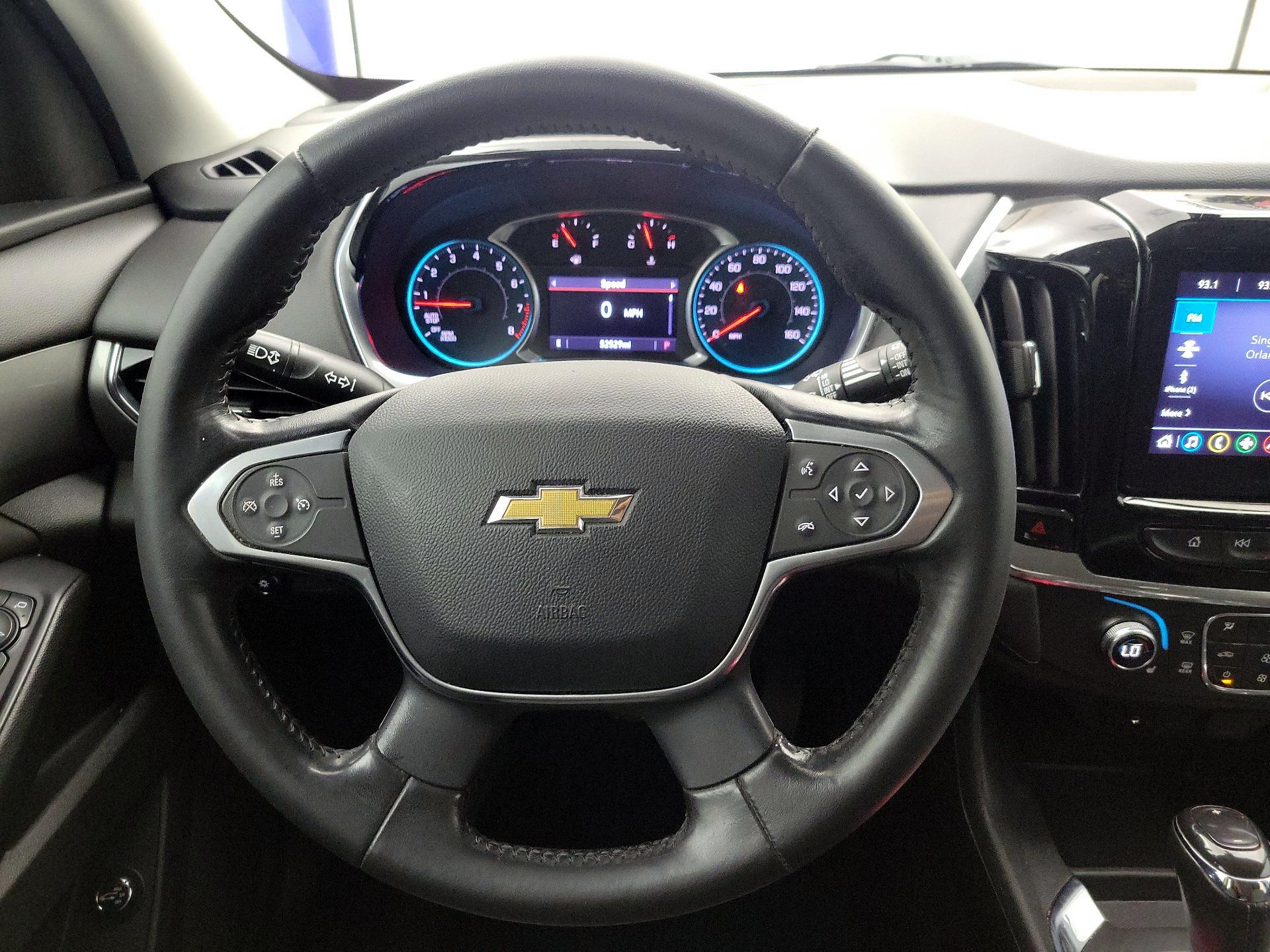 Thumbnail: 2020 Chevrolet Traverse - 10