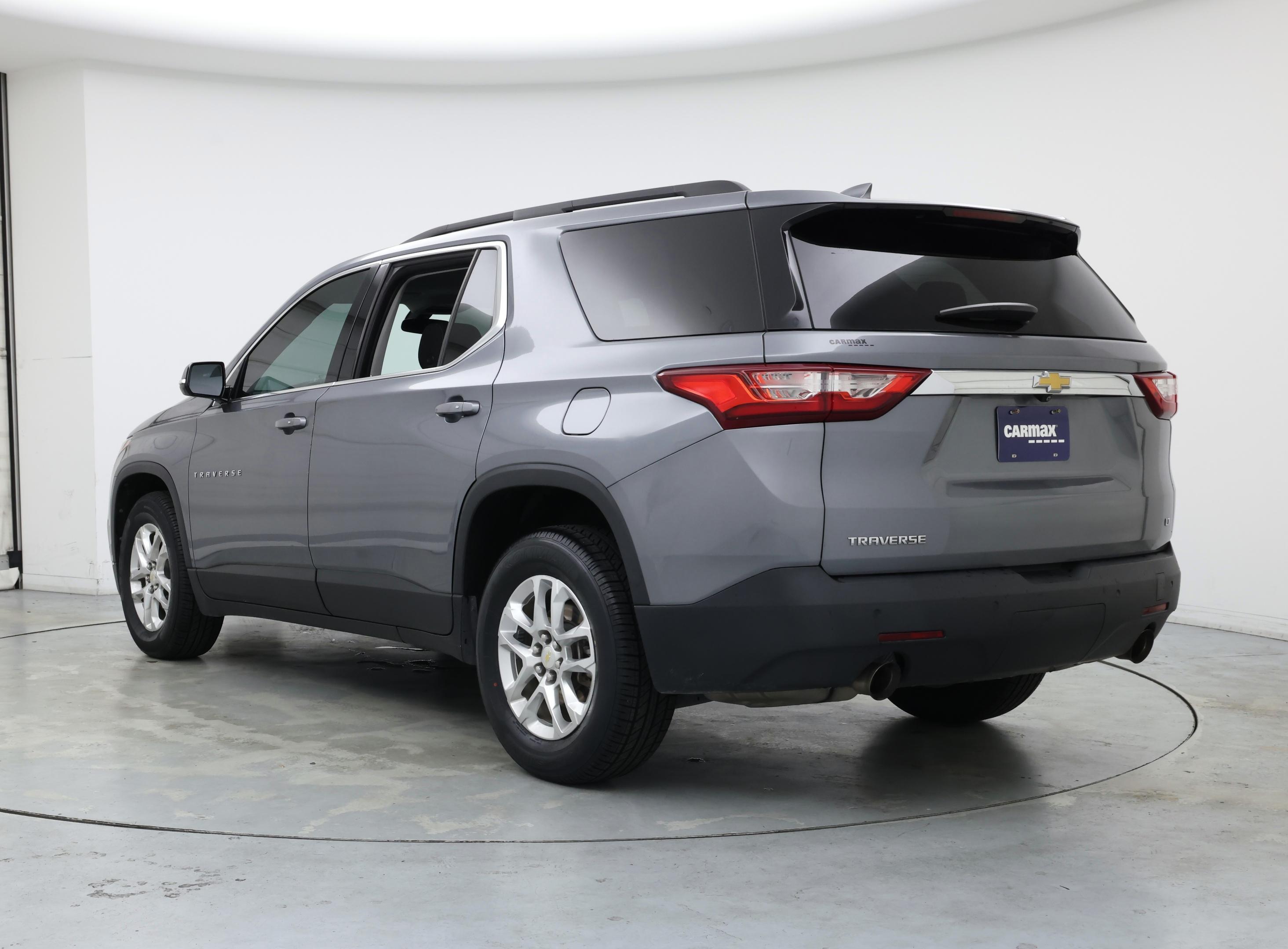 Thumbnail: 2020 Chevrolet Traverse - 2
