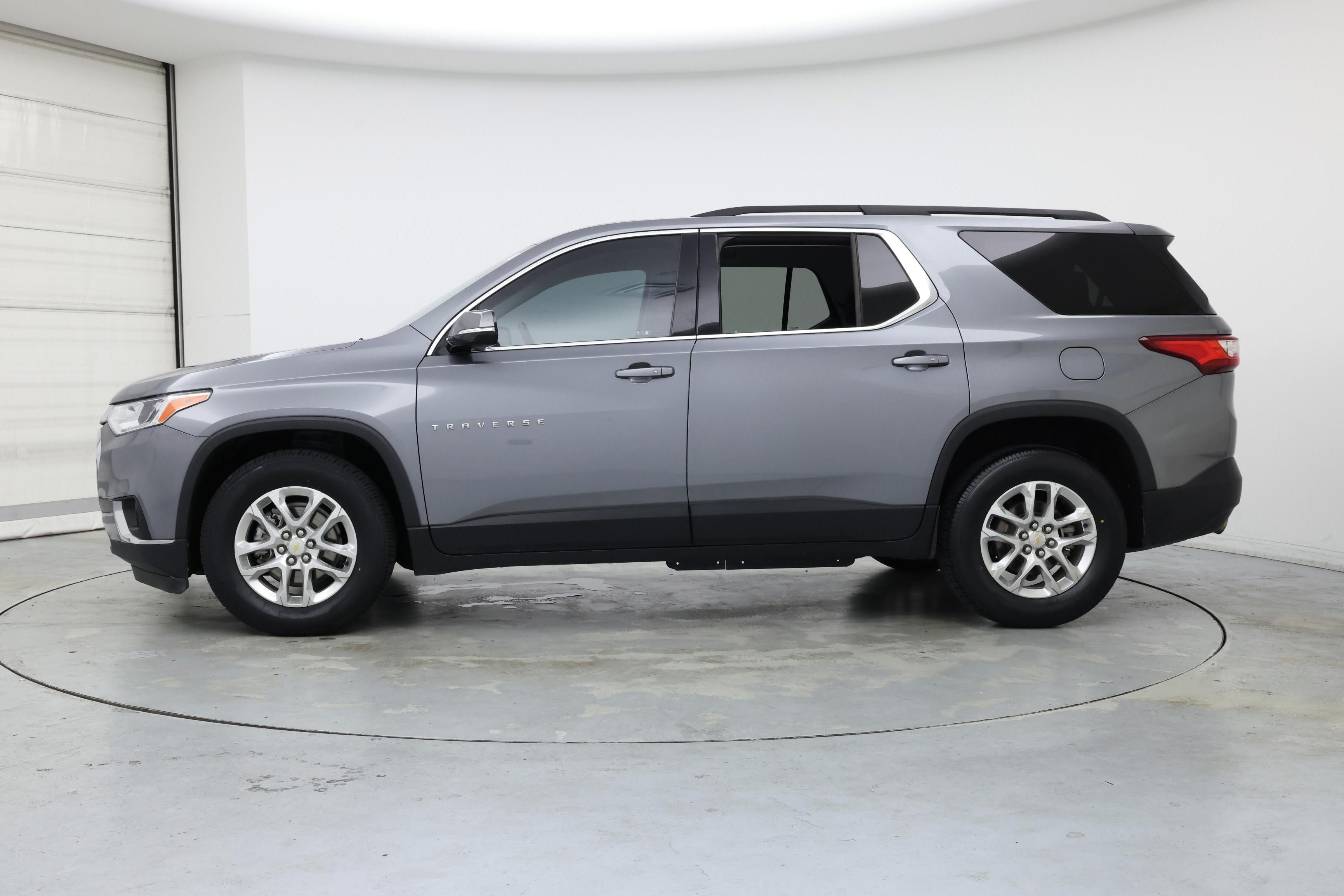 Thumbnail: 2020 Chevrolet Traverse - 3