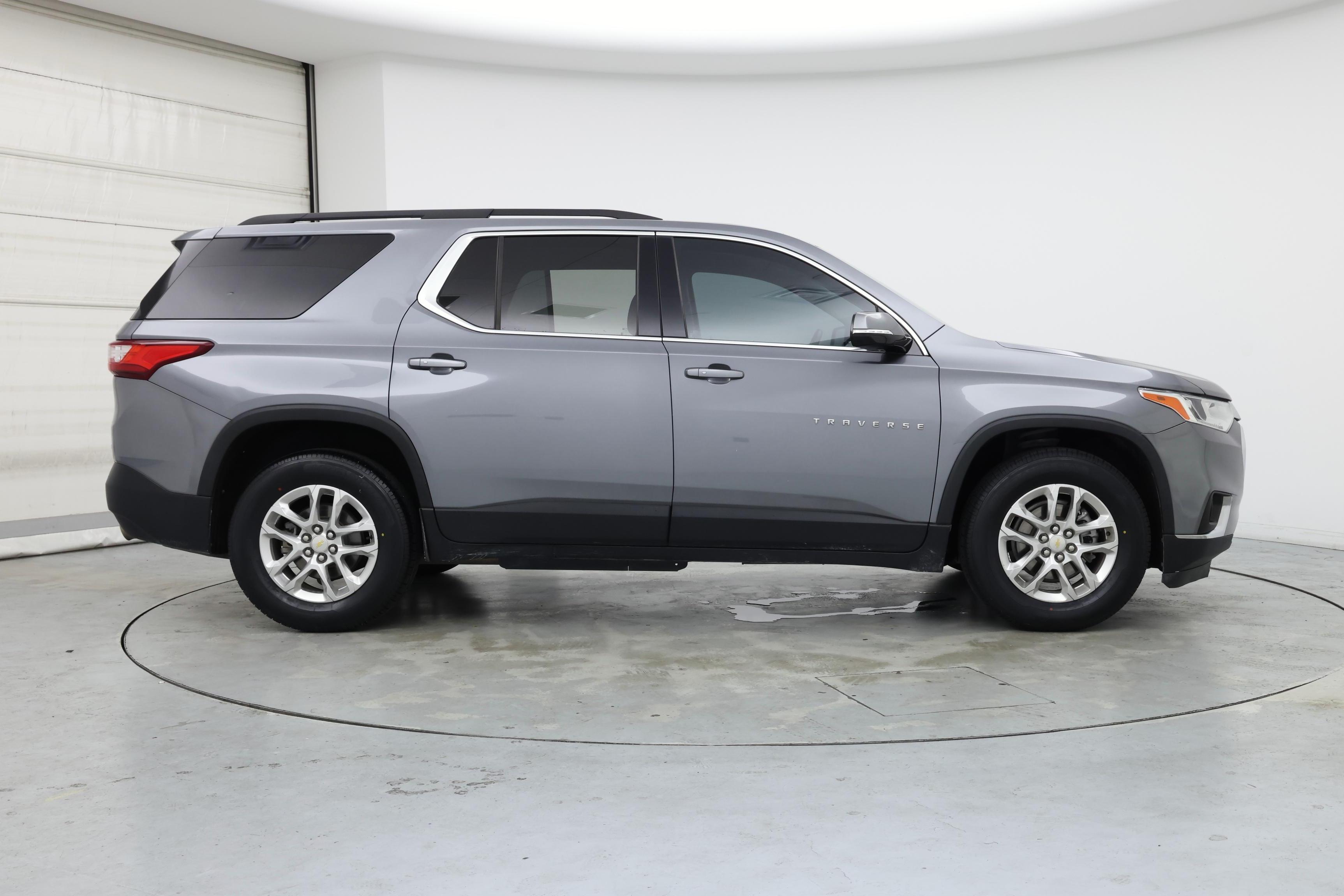 Thumbnail: 2020 Chevrolet Traverse - 7