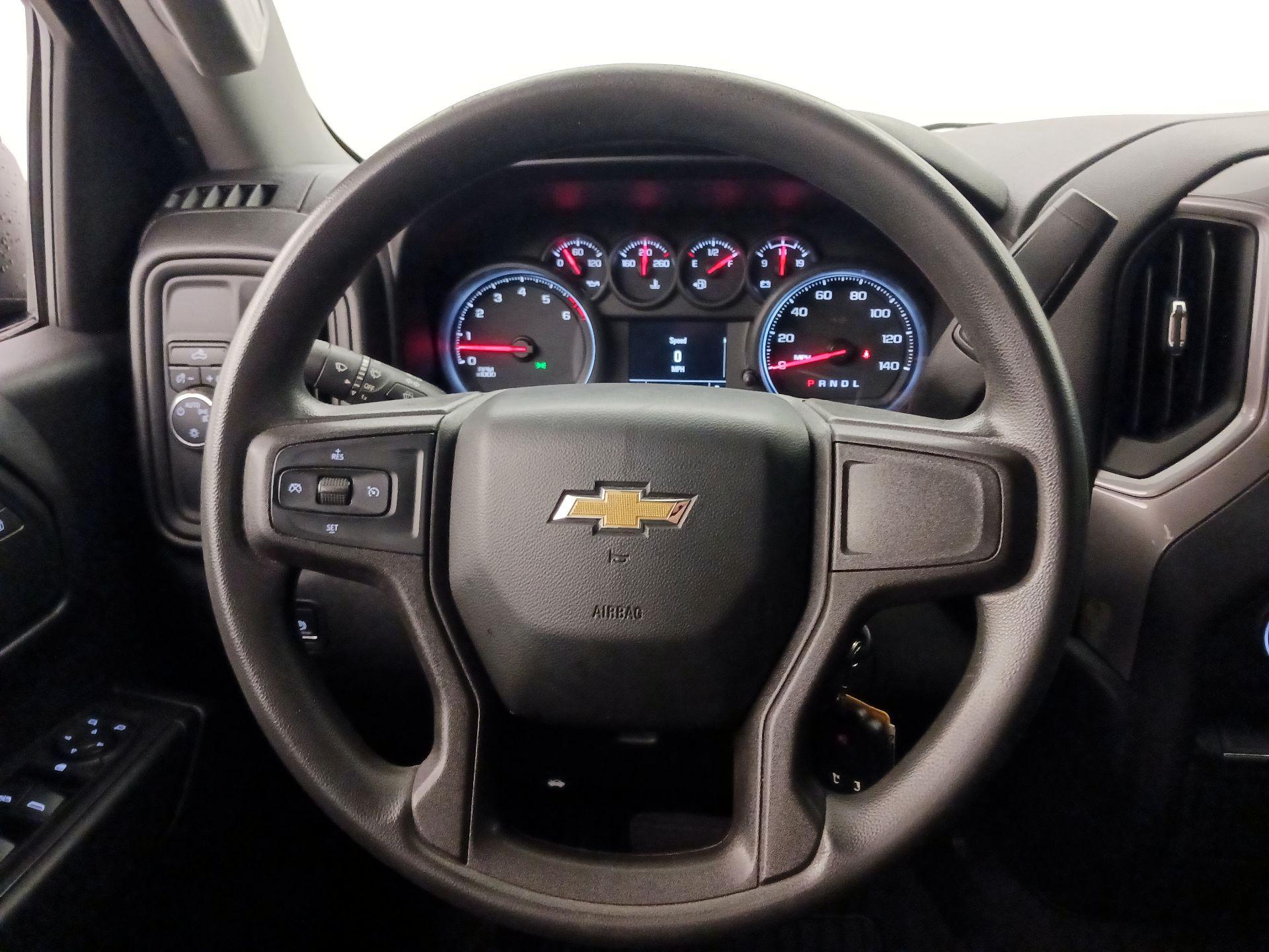 Thumbnail: 2020 Chevrolet Silverado 1500 - 10