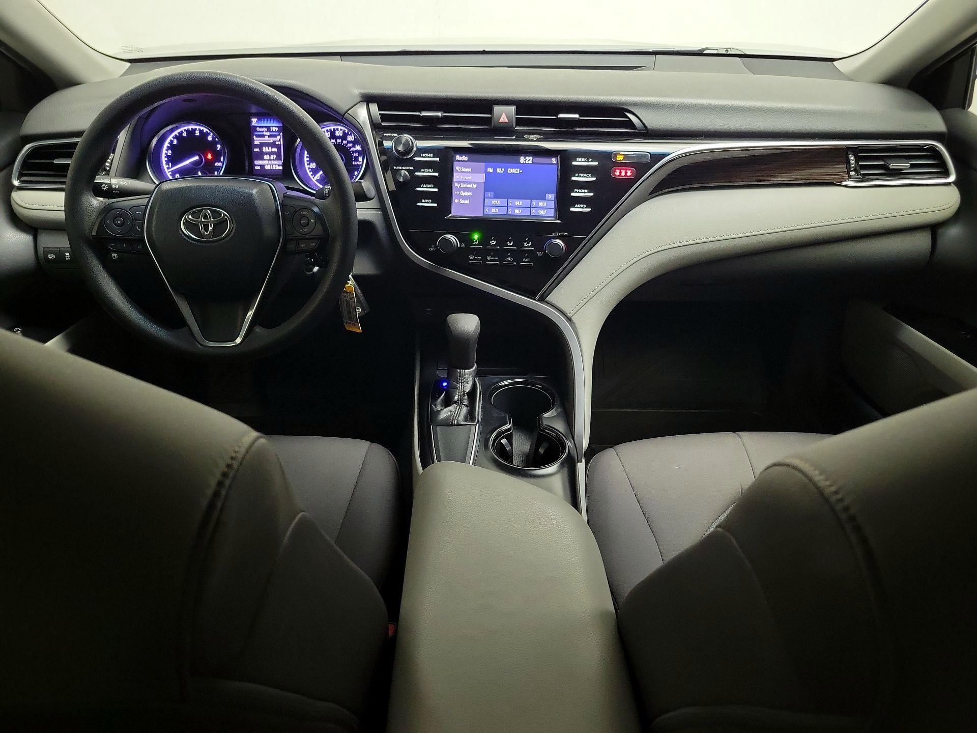 Thumbnail: 2018 Toyota Camry - 9
