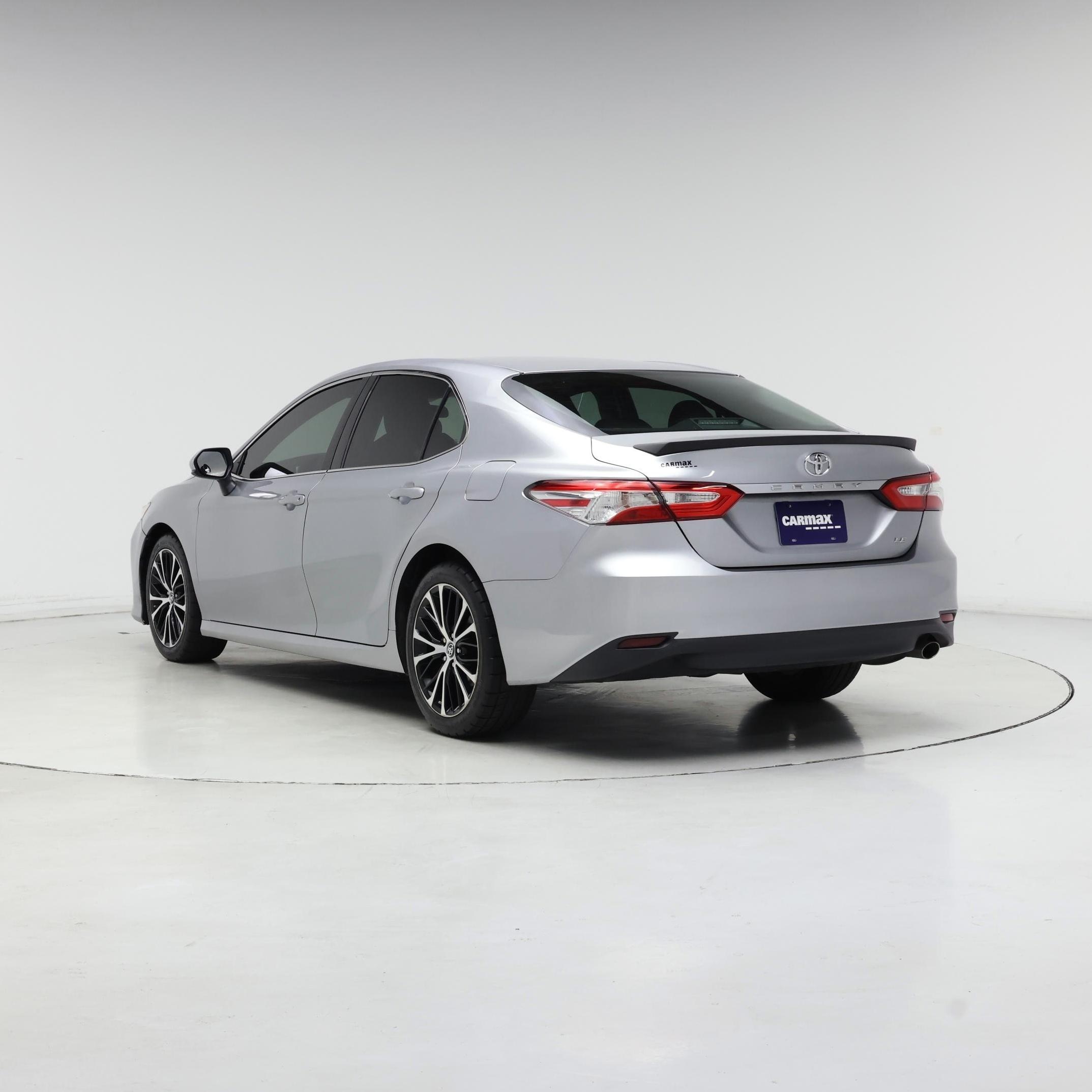 Thumbnail: 2018 Toyota Camry - 2