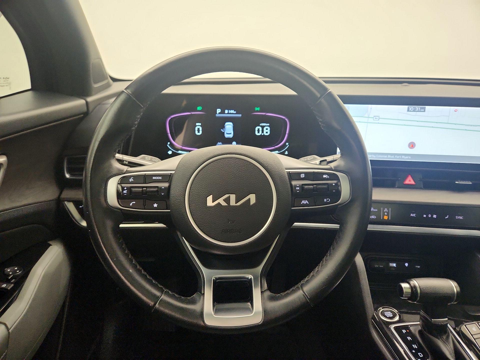 Thumbnail: 2023 Kia Sportage - 10