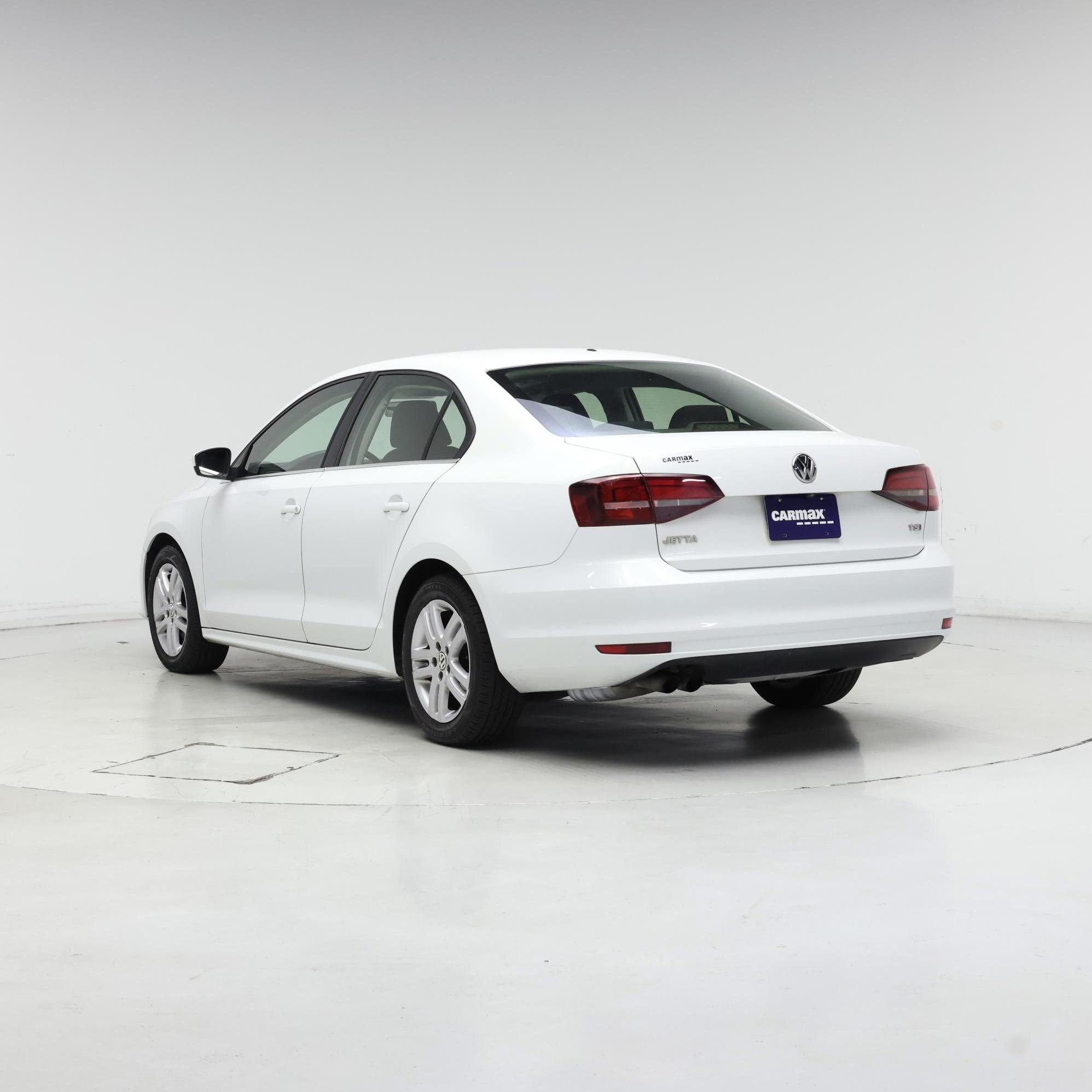 Thumbnail: 2017 Volkswagen Jetta - 2