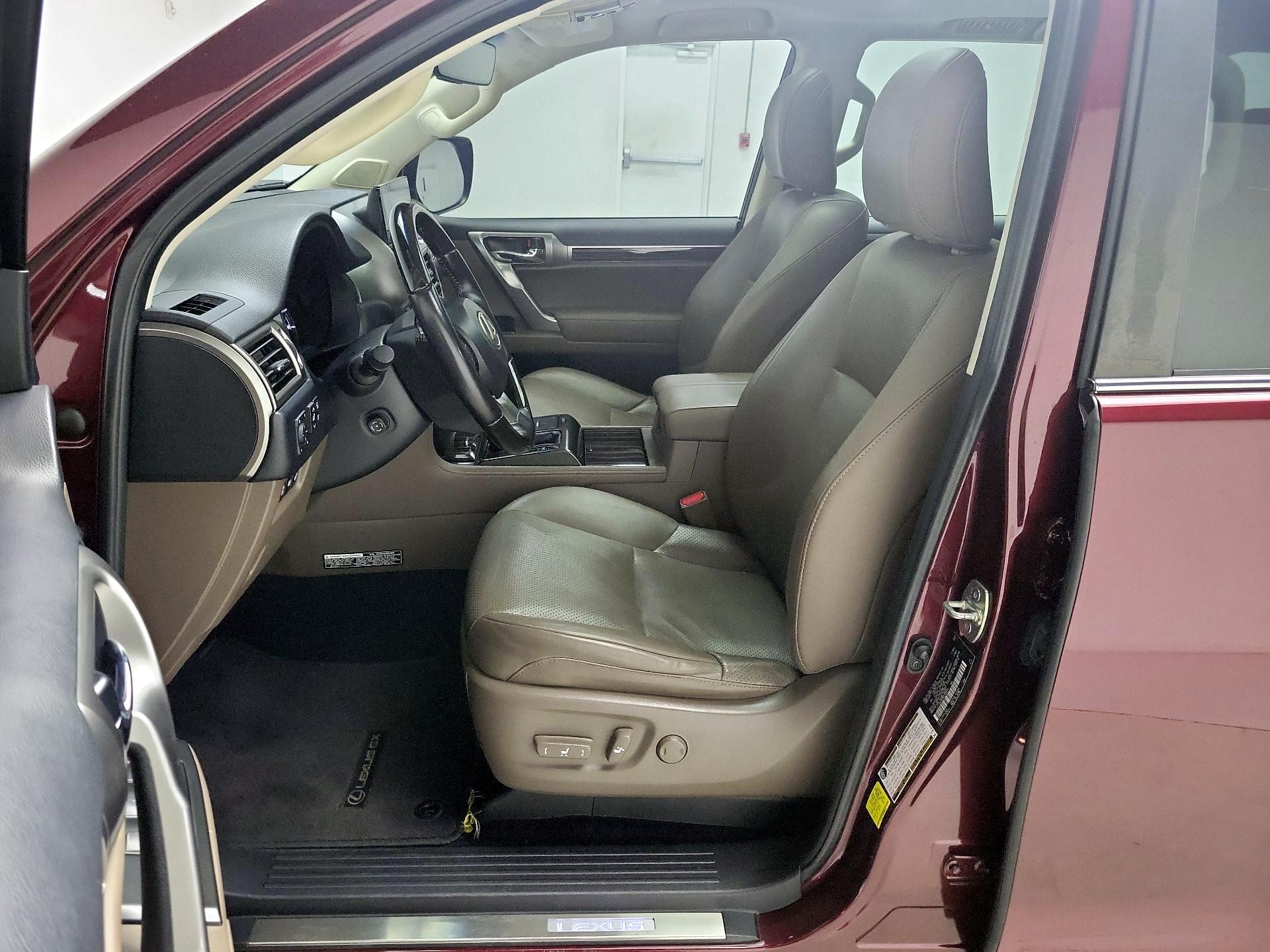 Thumbnail: 2022 Lexus GX - 11