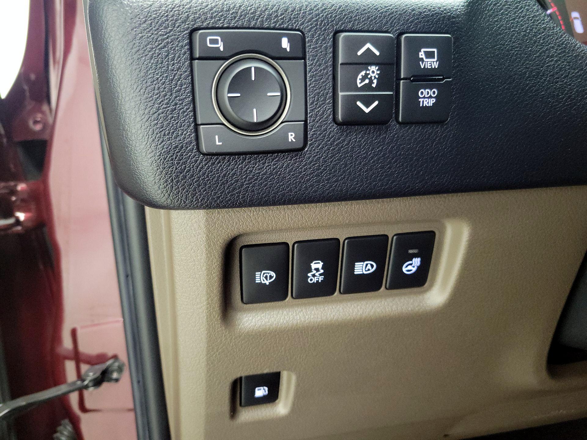Thumbnail: 2022 Lexus GX - 13