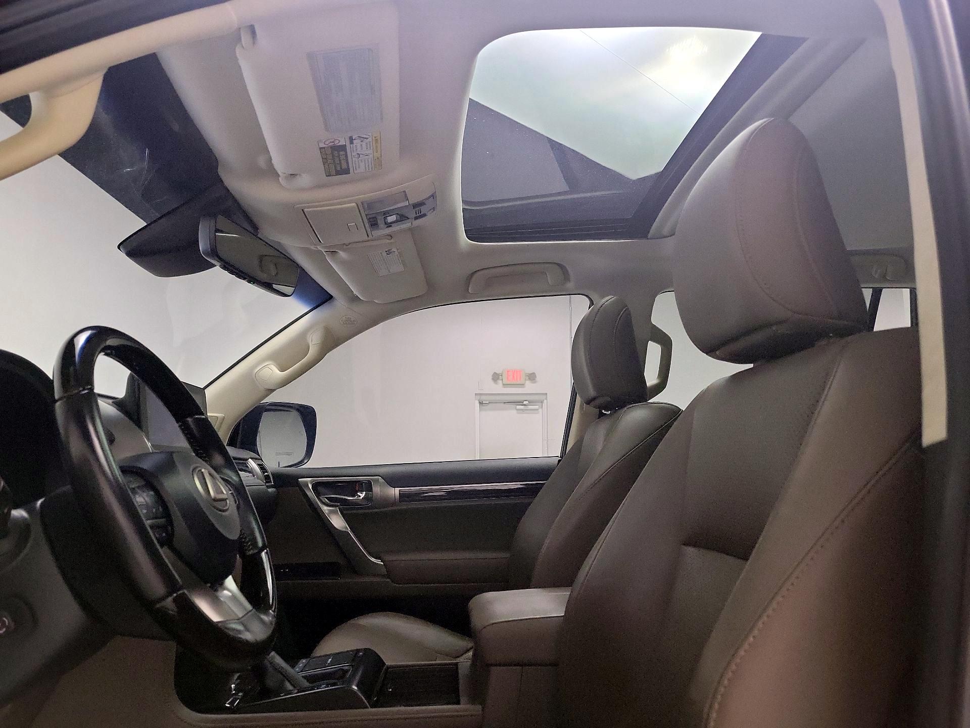 Thumbnail: 2022 Lexus GX - 20