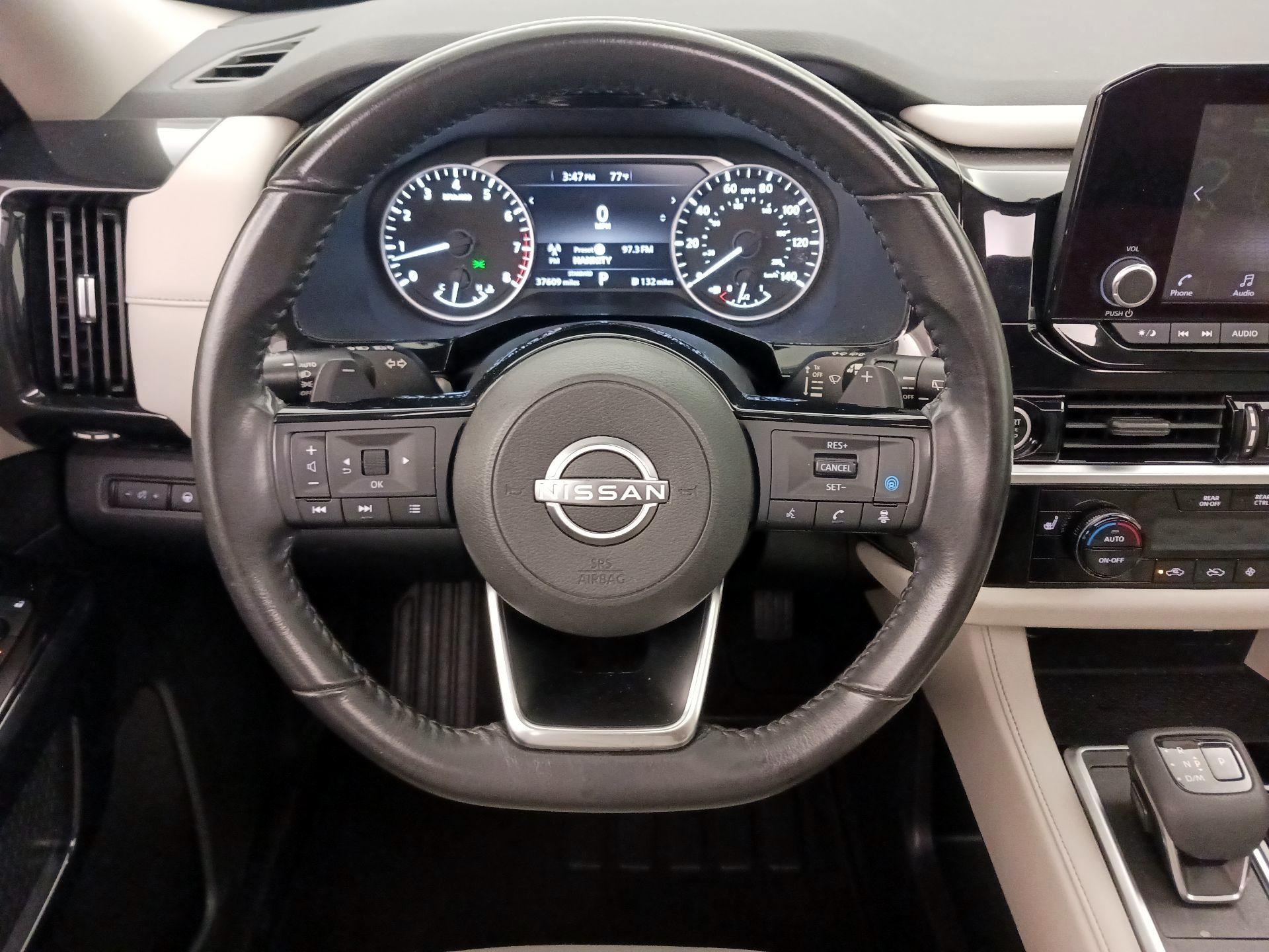 Thumbnail: 2022 Nissan Pathfinder - 10