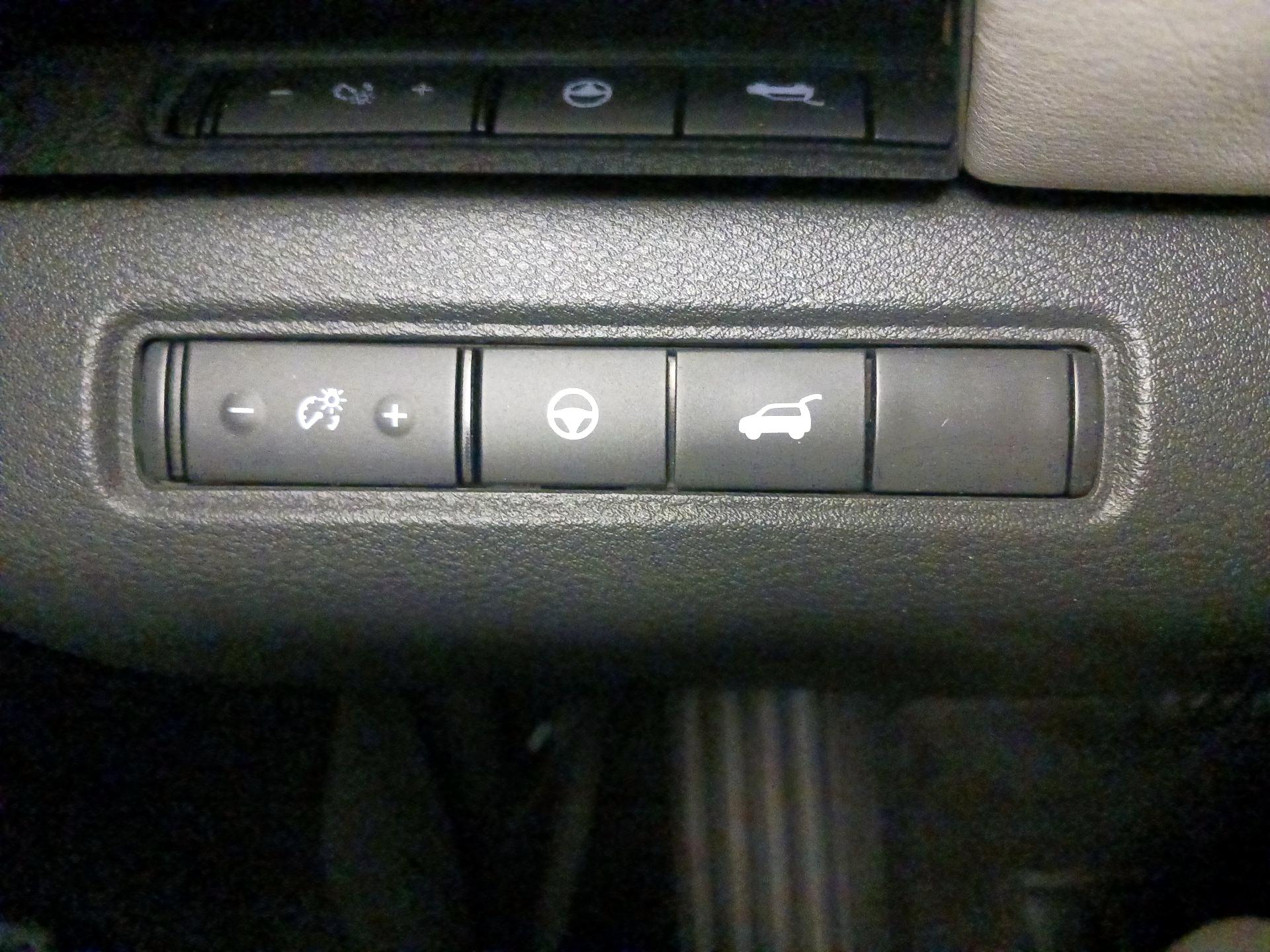 Thumbnail: 2022 Nissan Pathfinder - 13