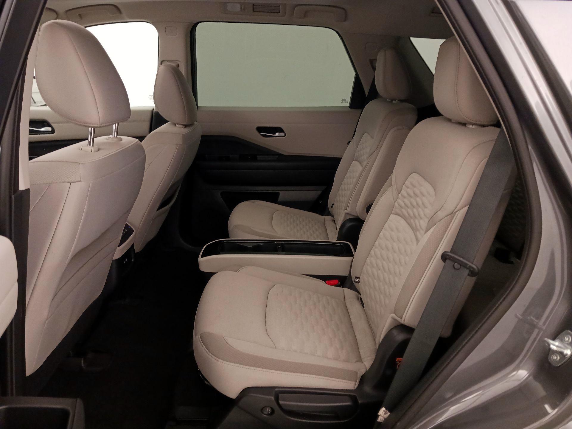 Thumbnail: 2022 Nissan Pathfinder - 20