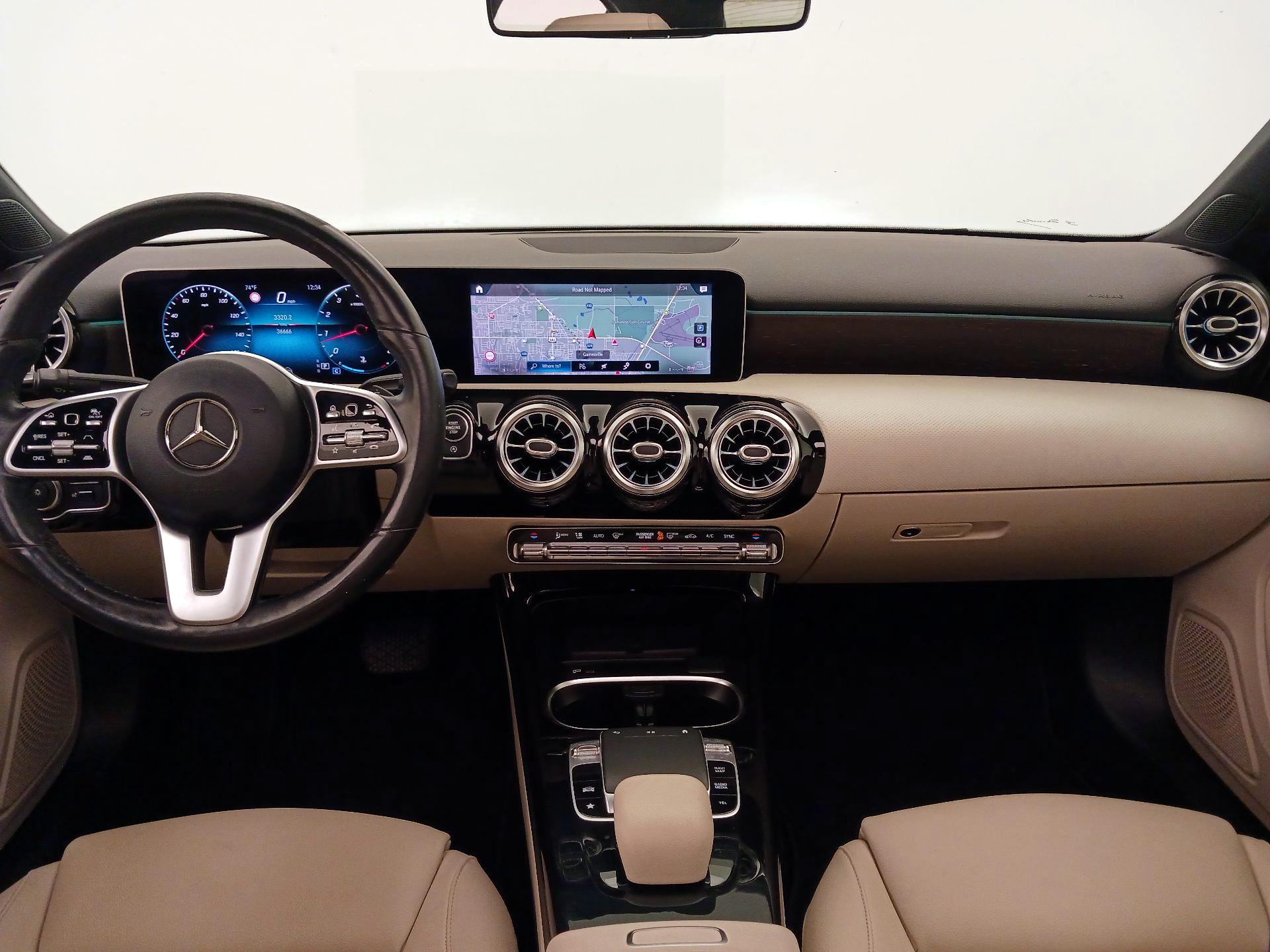 Thumbnail: 2019 Mercedes-Benz A-Class - 9
