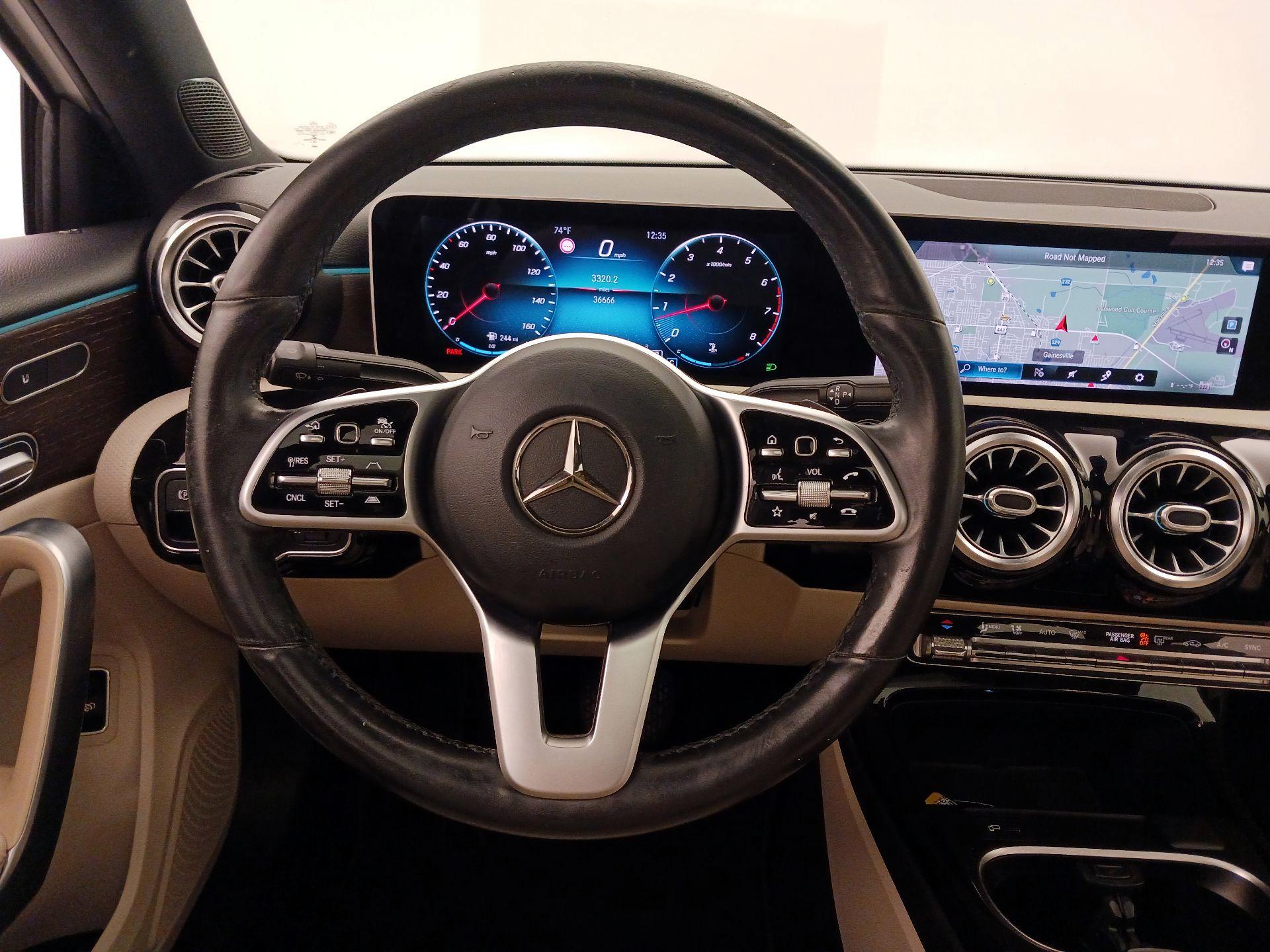 Thumbnail: 2019 Mercedes-Benz A-Class - 10