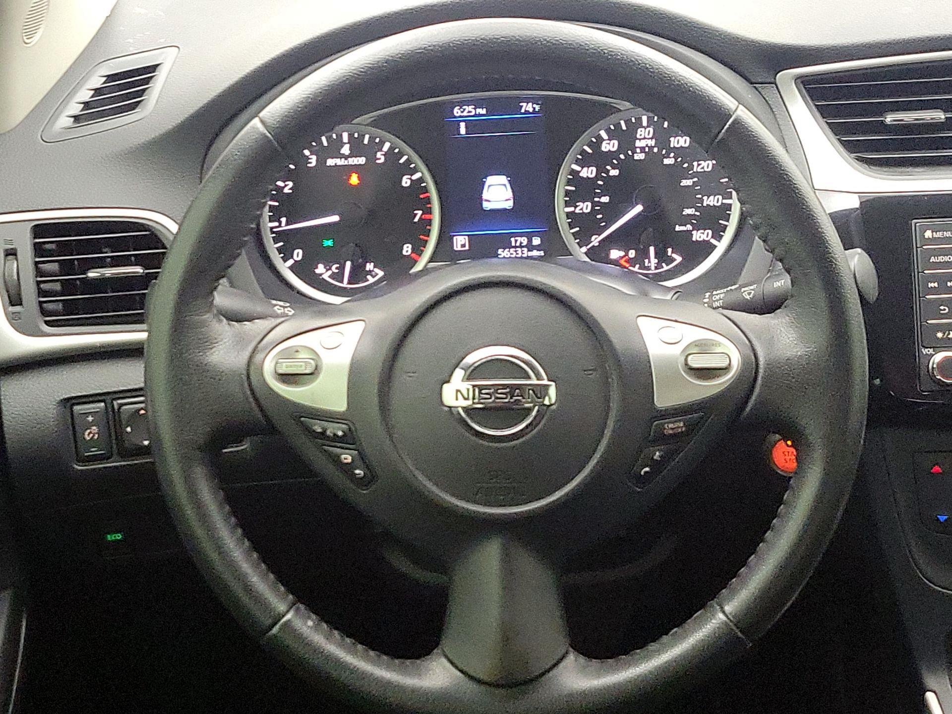 Thumbnail: 2019 Nissan Sentra - 10