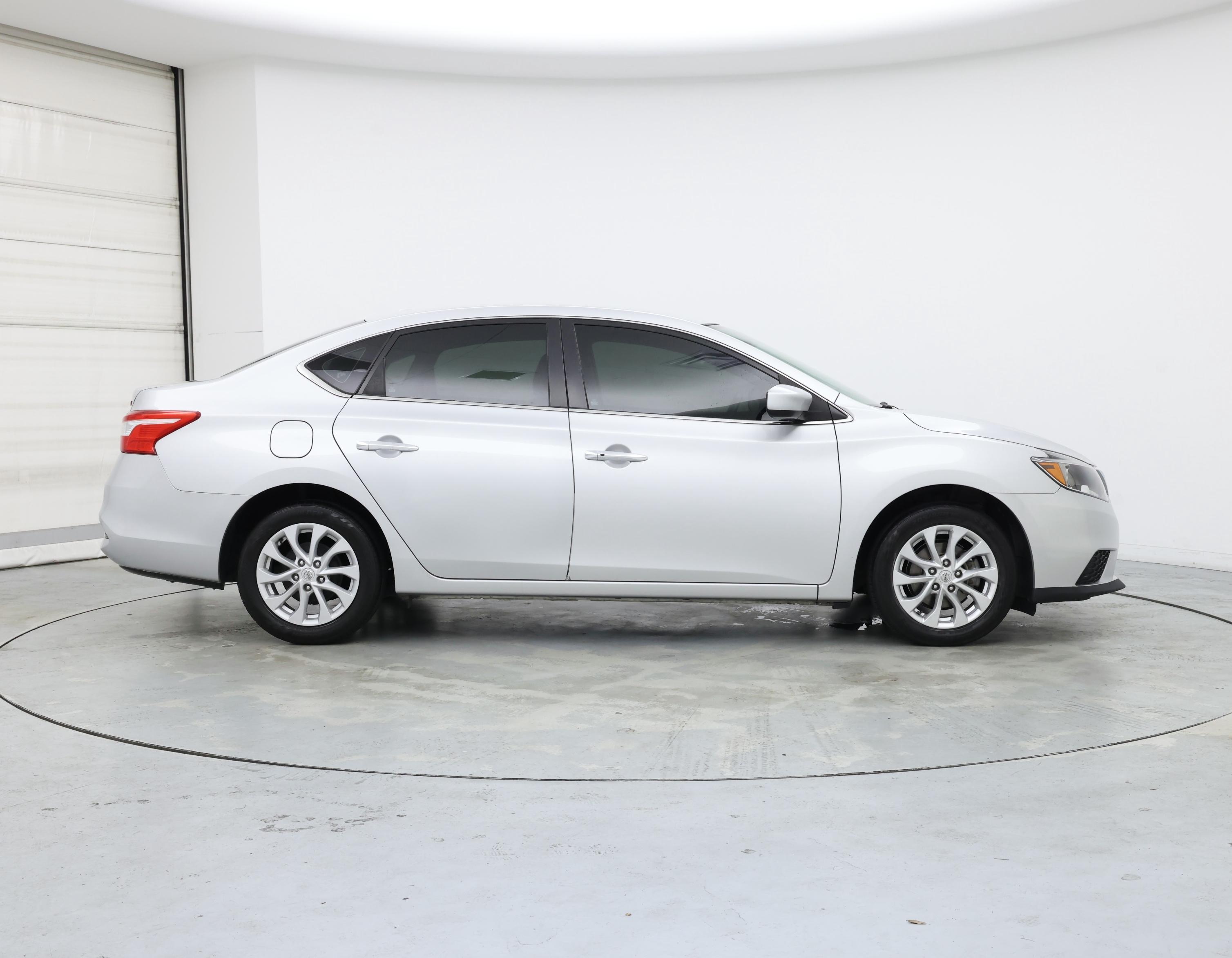Thumbnail: 2019 Nissan Sentra - 7