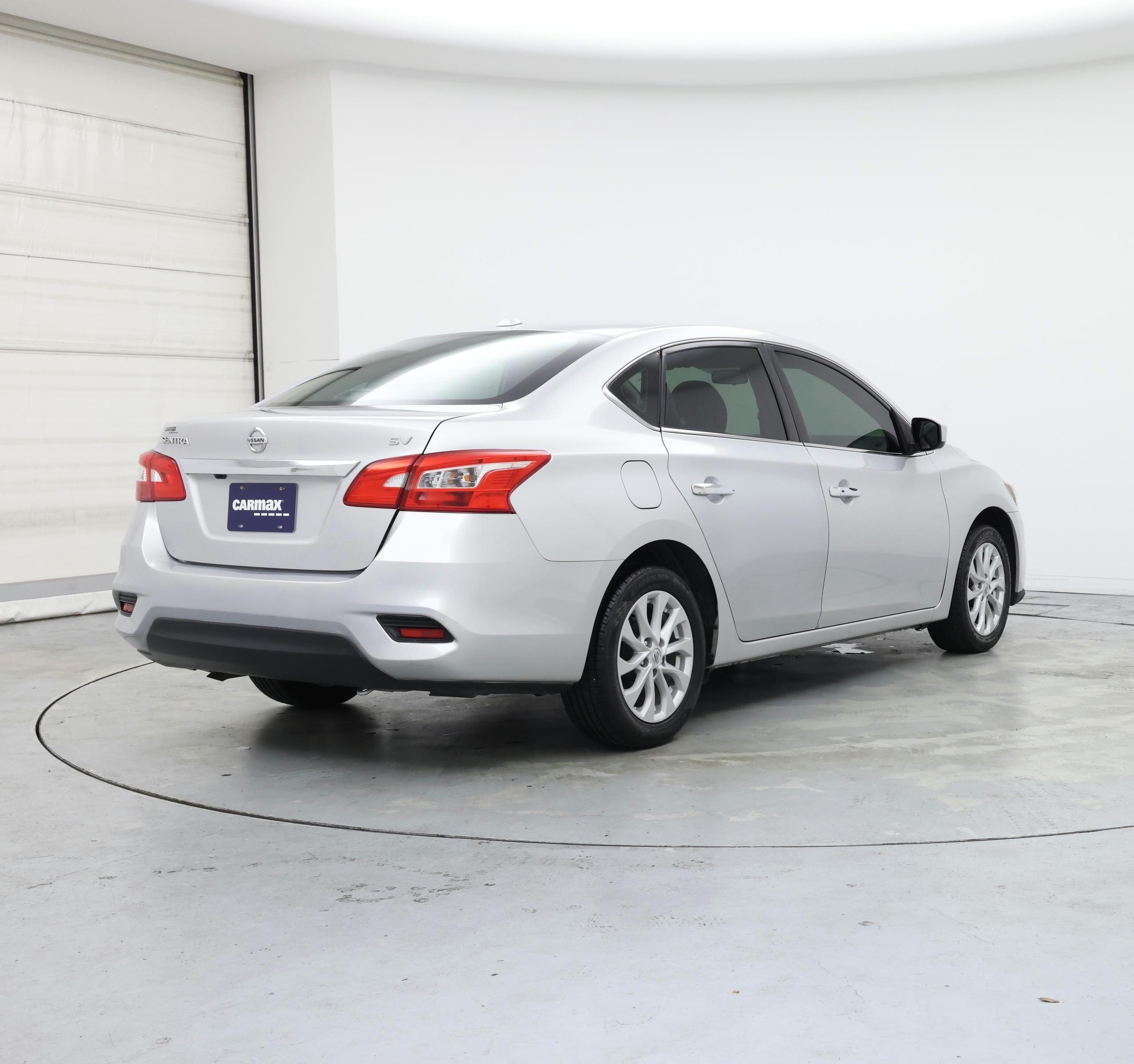 Thumbnail: 2019 Nissan Sentra - 8