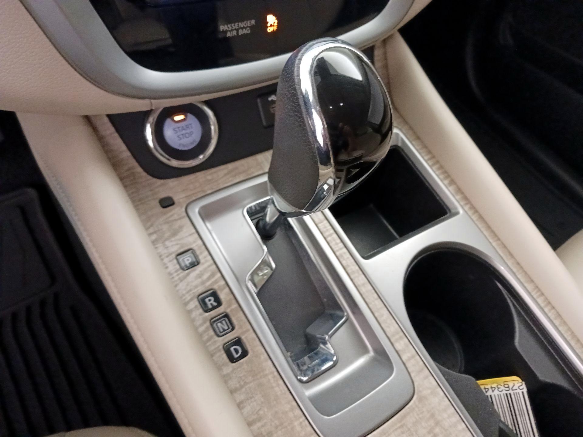 Thumbnail: 2021 Nissan Murano - 17