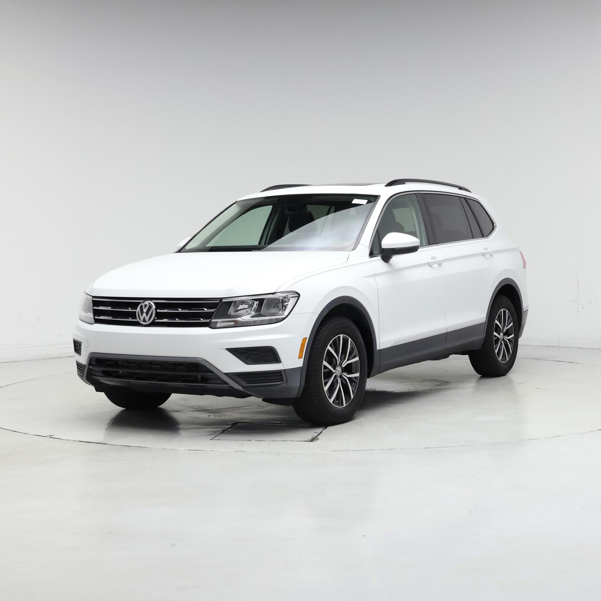 Thumbnail: 2018 Volkswagen Tiguan - 4