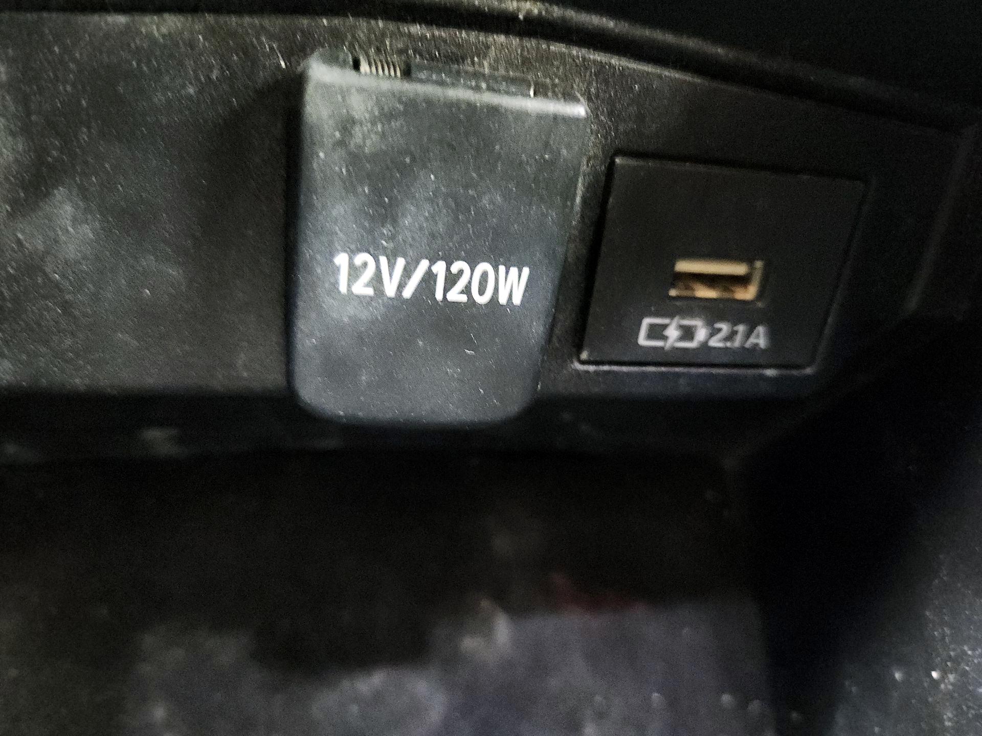 Thumbnail: 2021 Toyota Corolla - 18