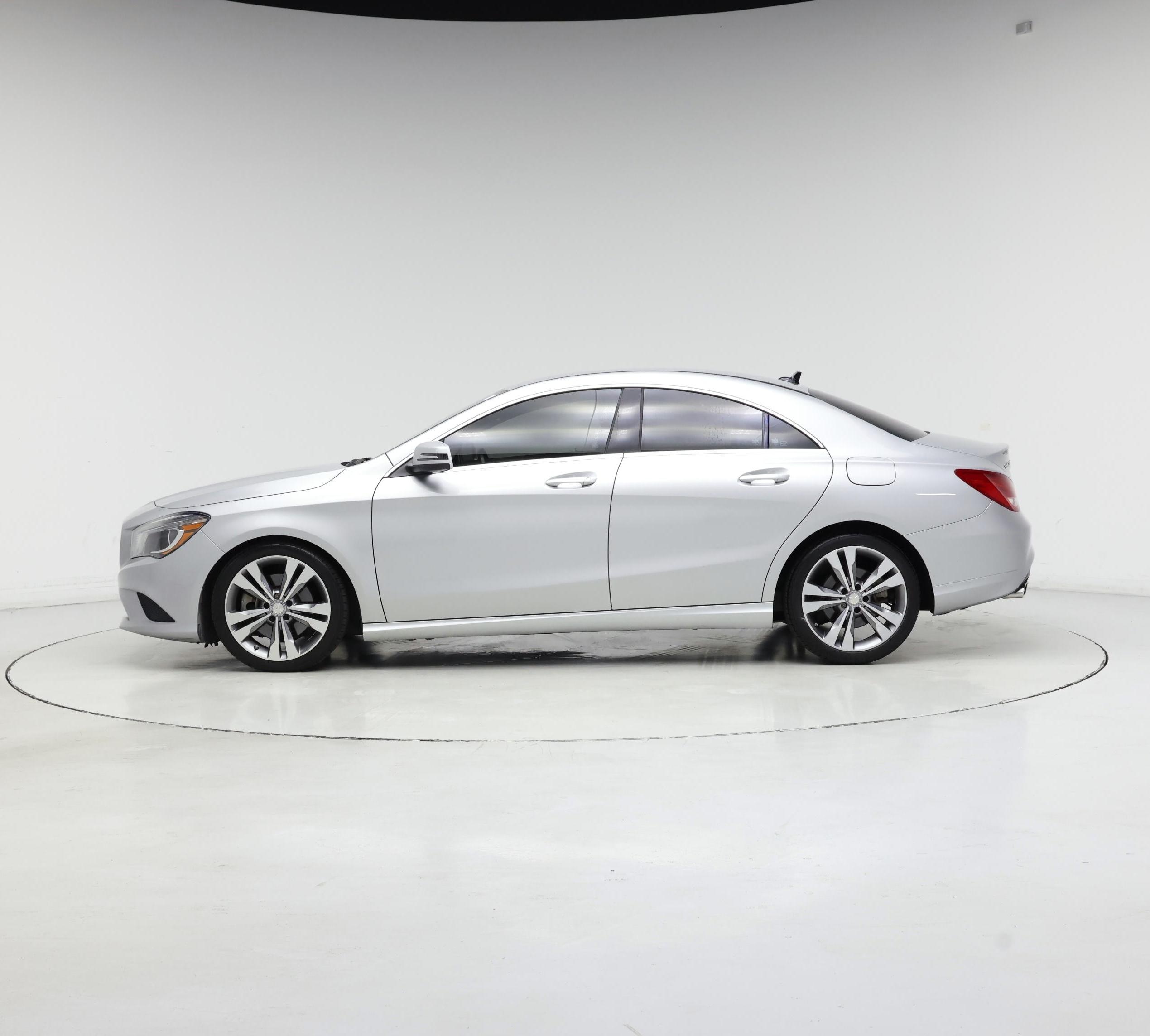 Thumbnail: 2015 Mercedes-Benz CLA - 3