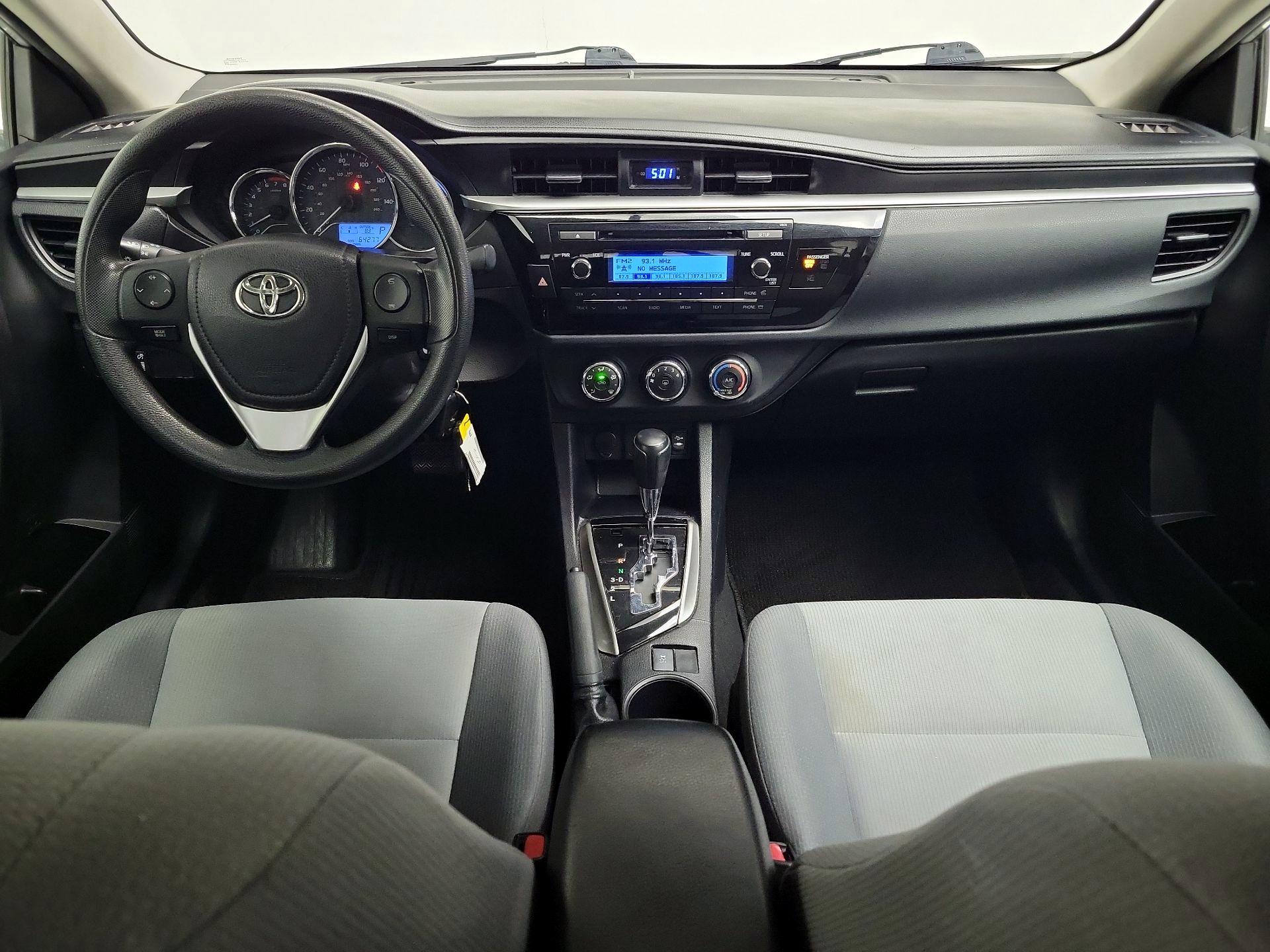 Thumbnail: 2015 Toyota Corolla - 9