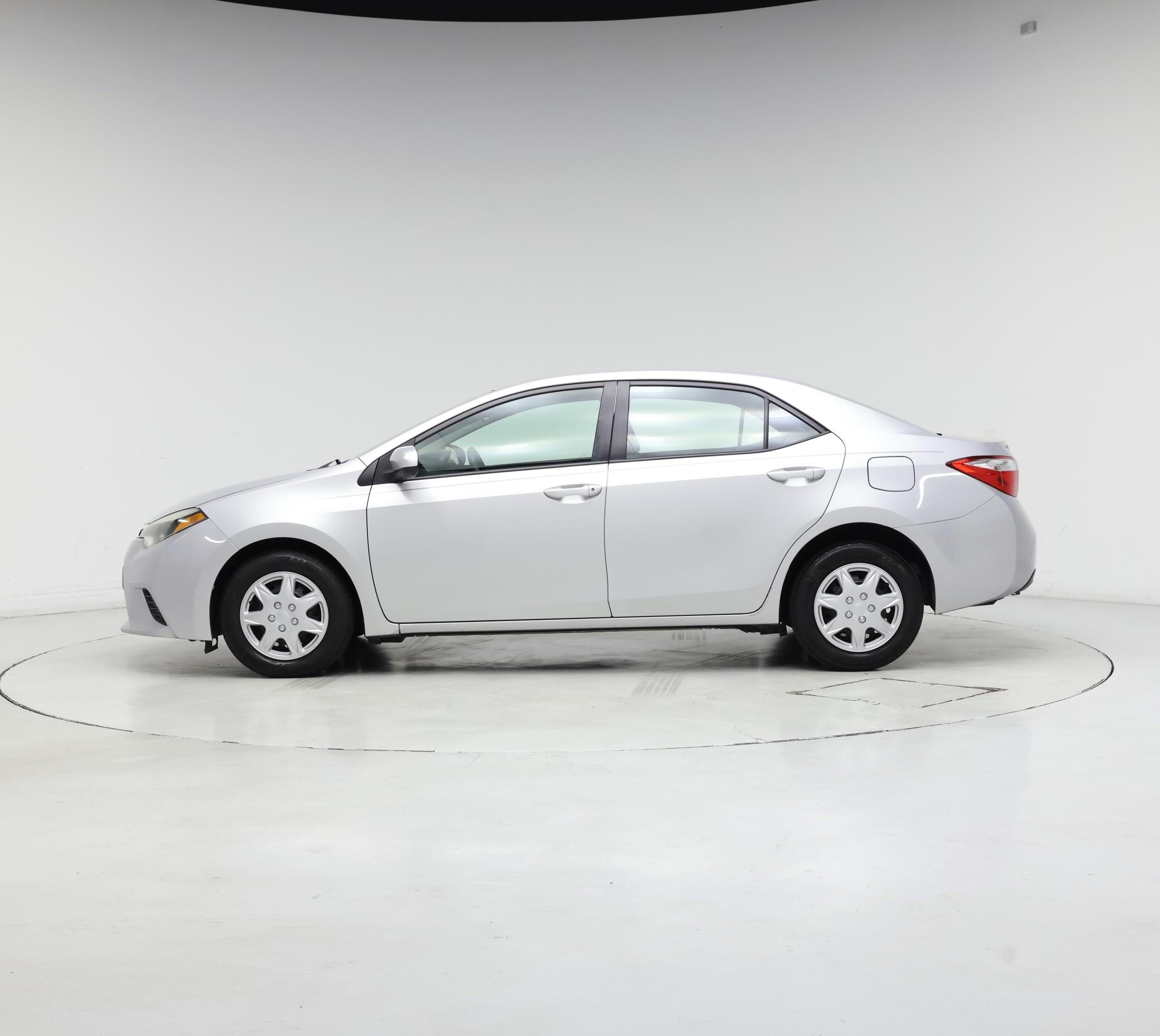 Thumbnail: 2015 Toyota Corolla - 3