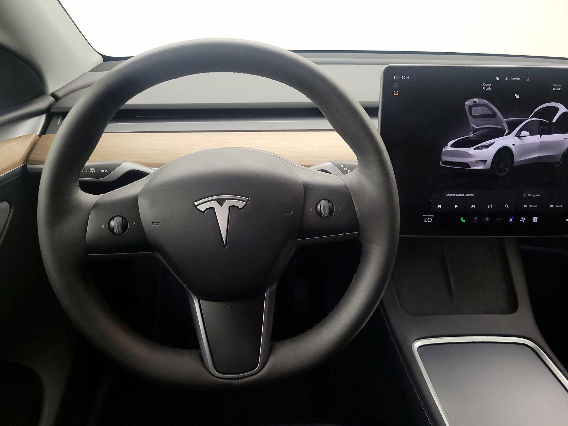 Thumbnail: 2024 Tesla Model Y - 10