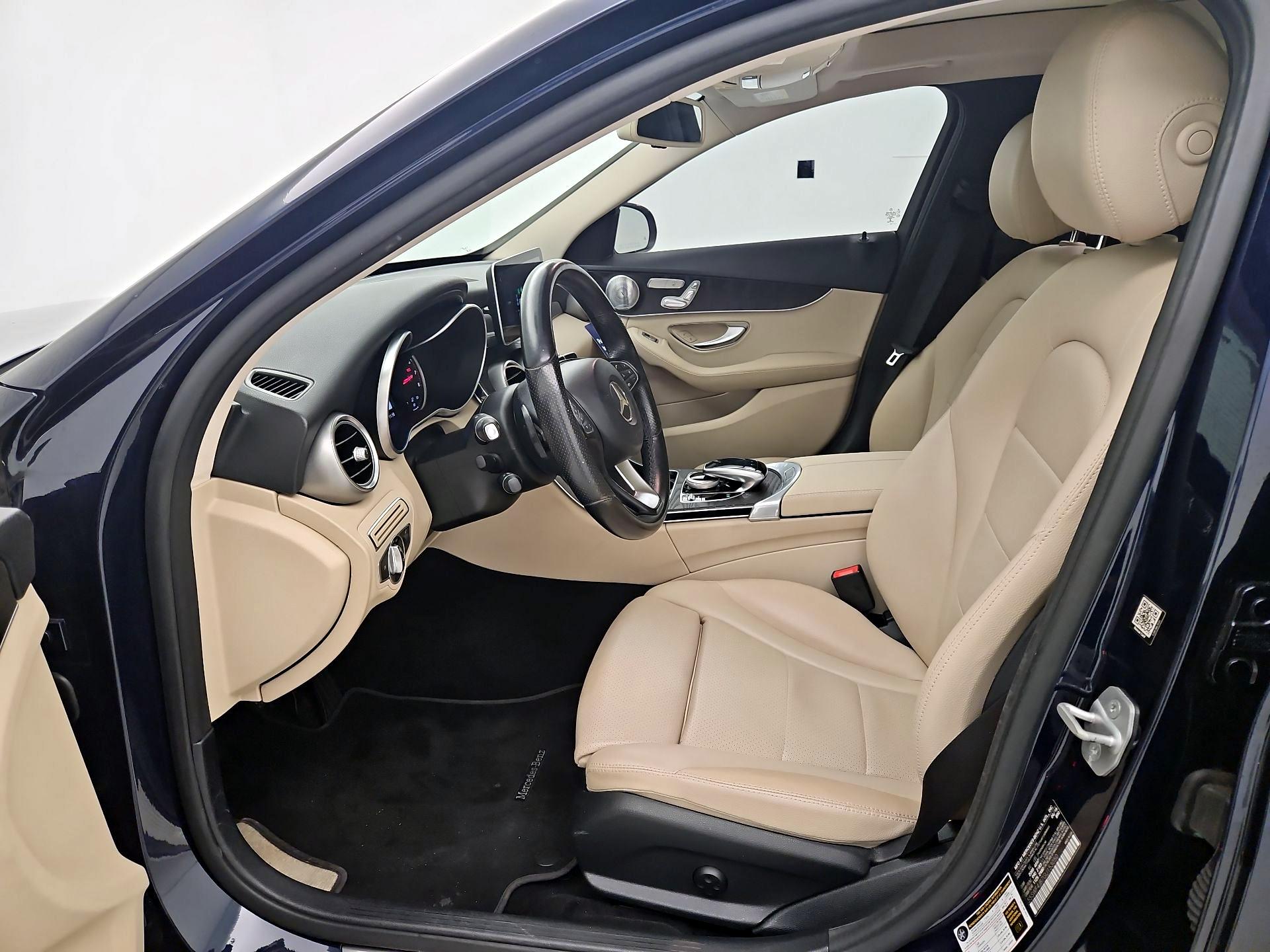 Thumbnail: 2016 Mercedes-Benz C-Class - 11