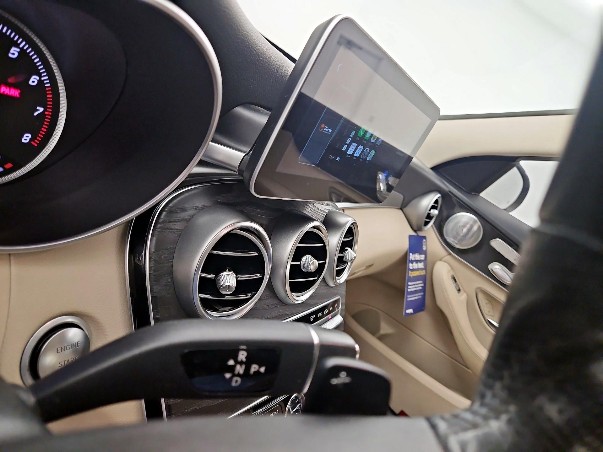 Thumbnail: 2016 Mercedes-Benz C-Class - 18