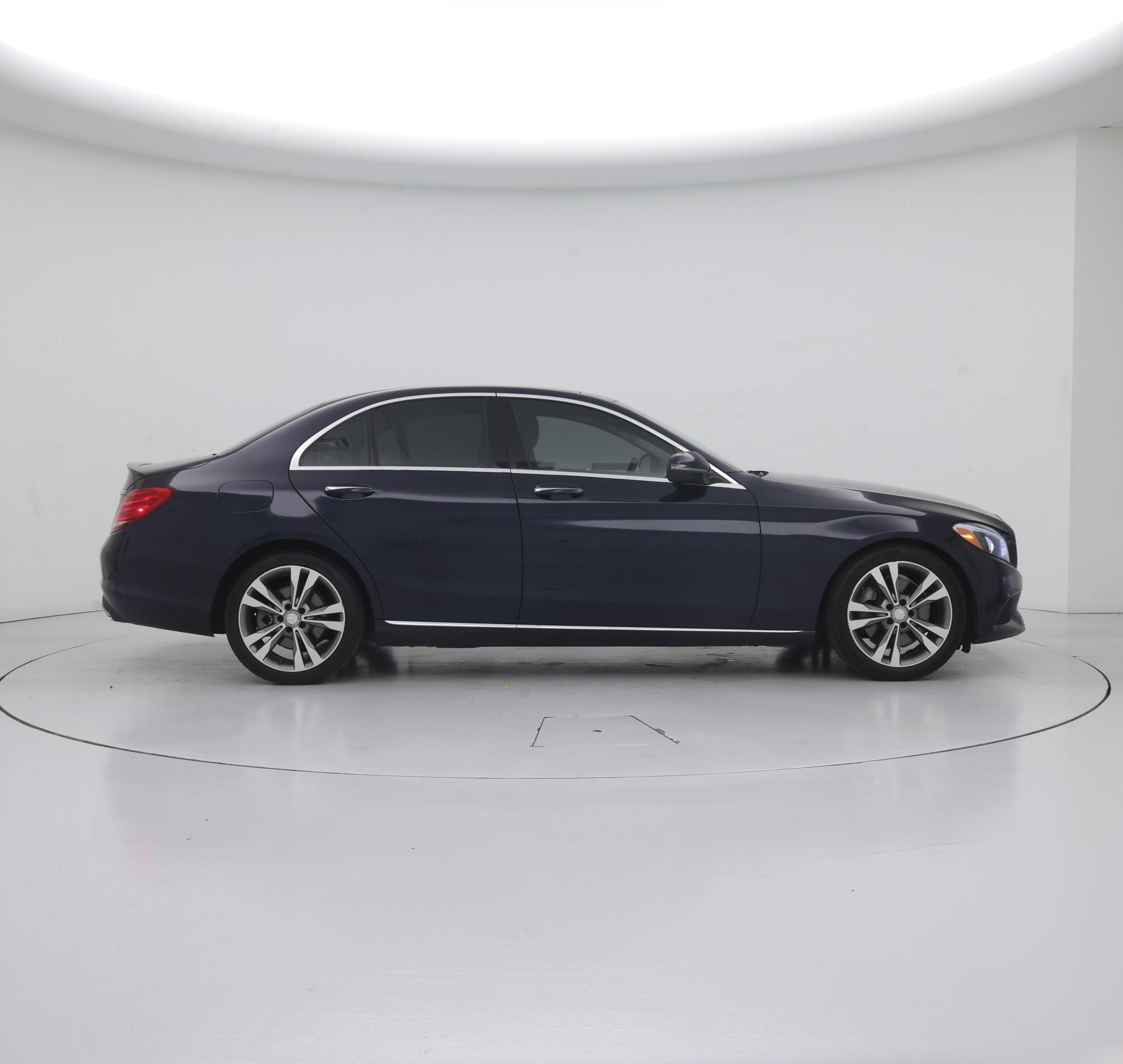 Thumbnail: 2016 Mercedes-Benz C-Class - 7
