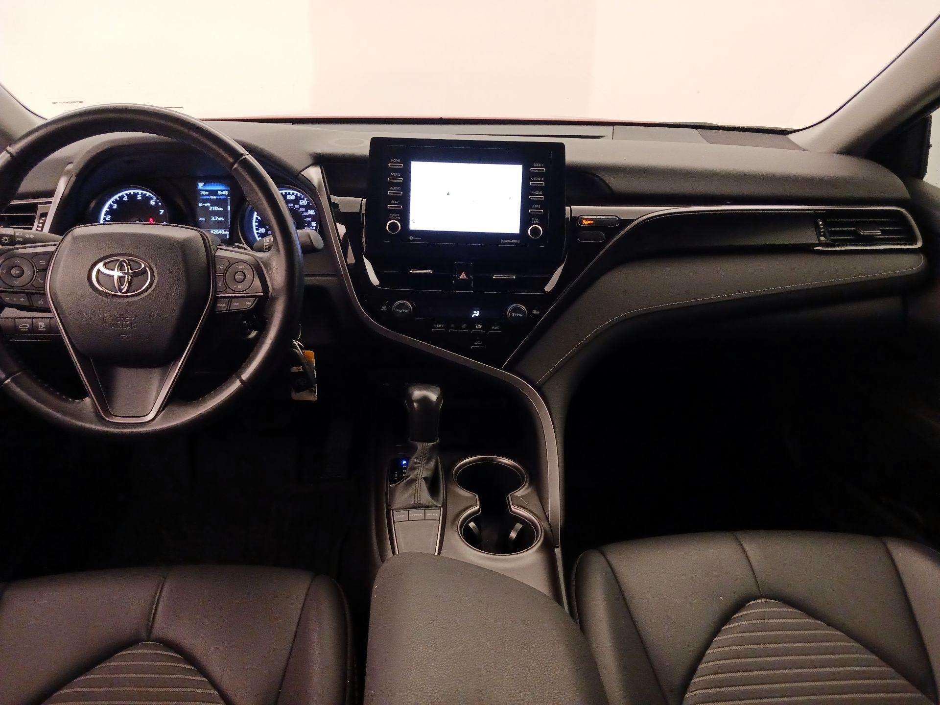 Thumbnail: 2022 Toyota Camry - 9