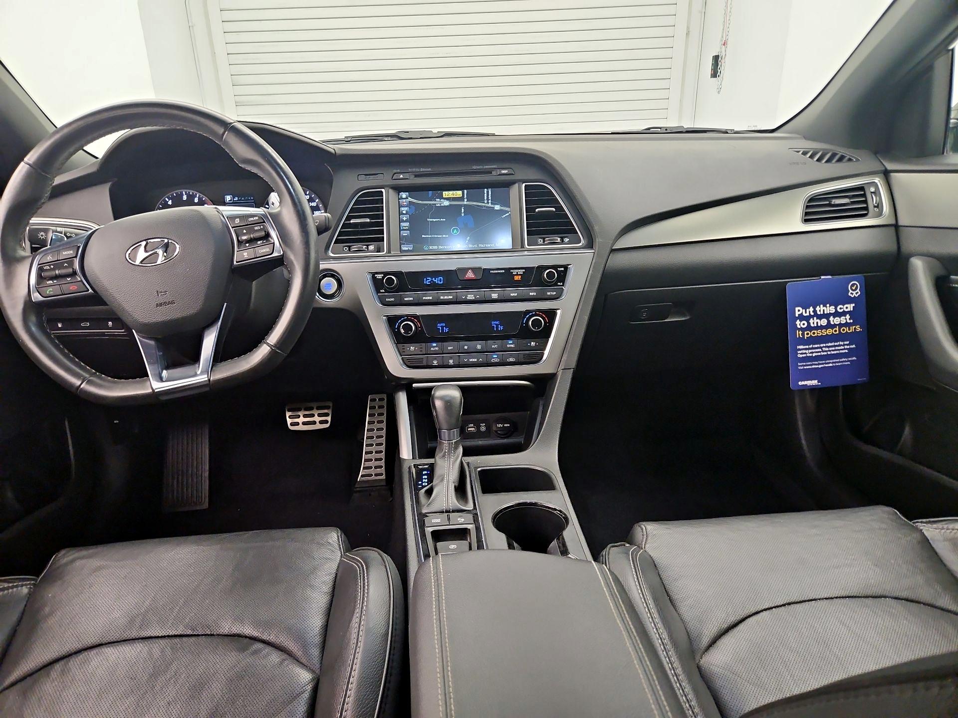 Thumbnail: 2015 Hyundai Sonata - 9