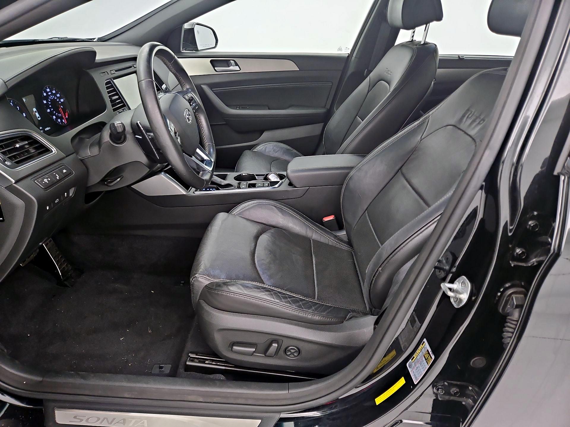 Thumbnail: 2015 Hyundai Sonata - 11