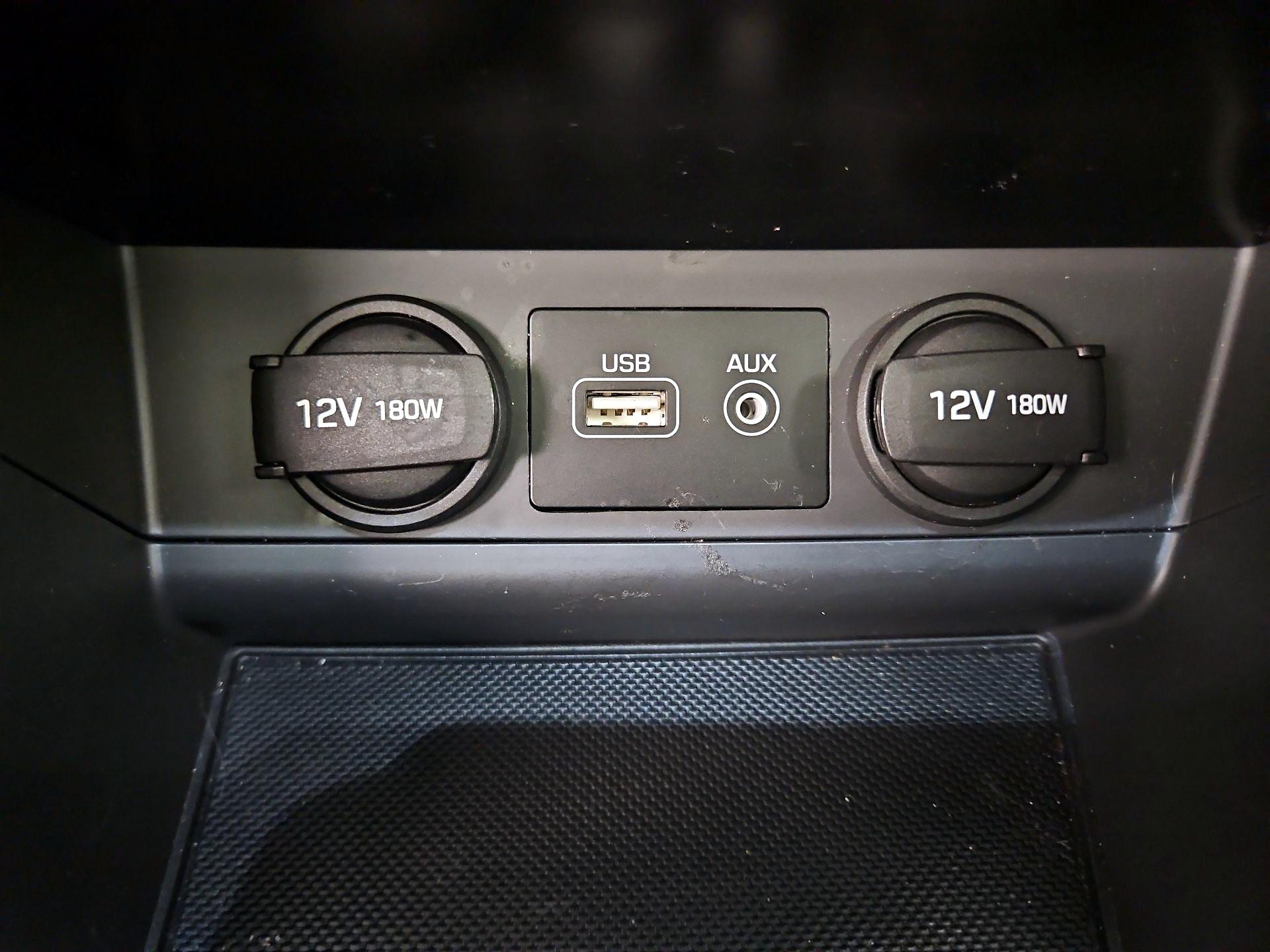 Thumbnail: 2015 Hyundai Sonata - 19