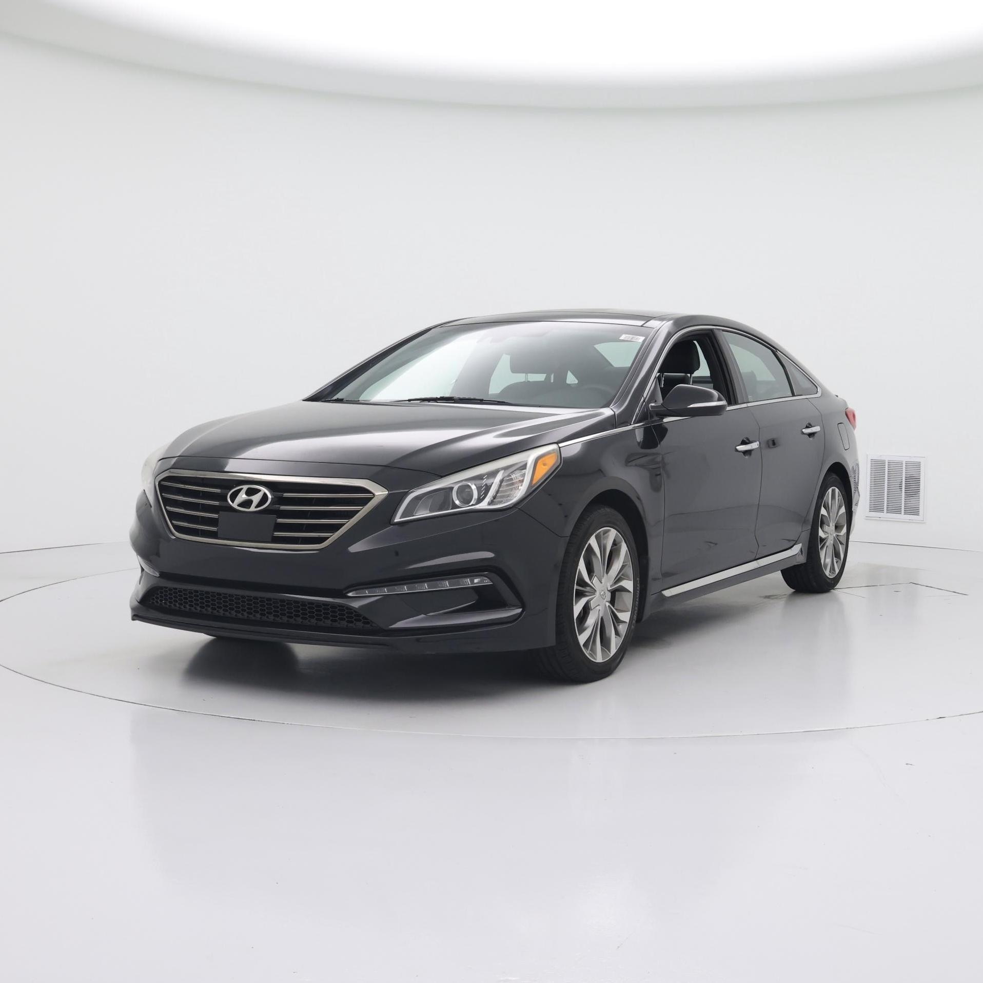 Thumbnail: 2015 Hyundai Sonata - 4