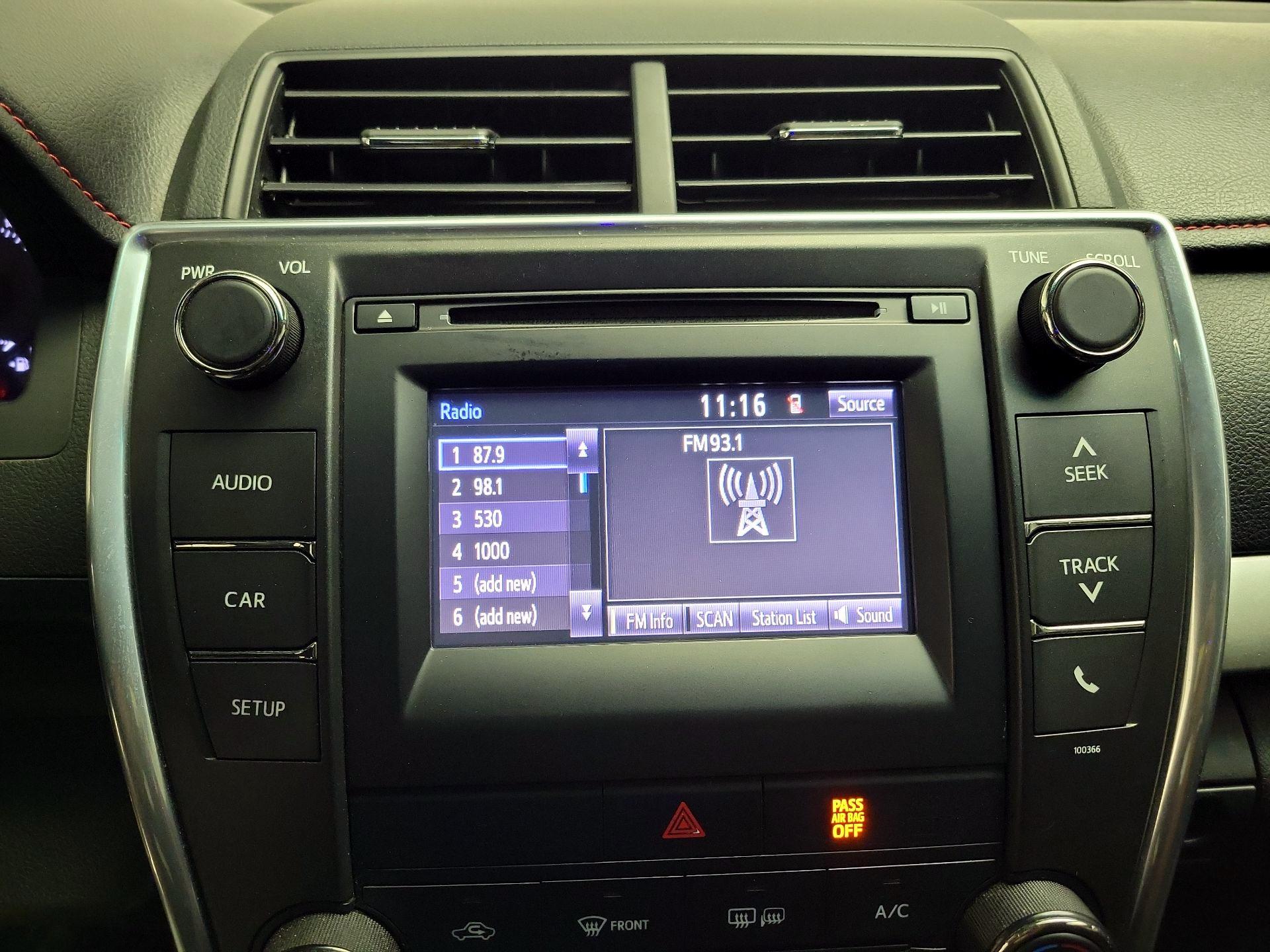 Thumbnail: 2015 Toyota Camry - 15
