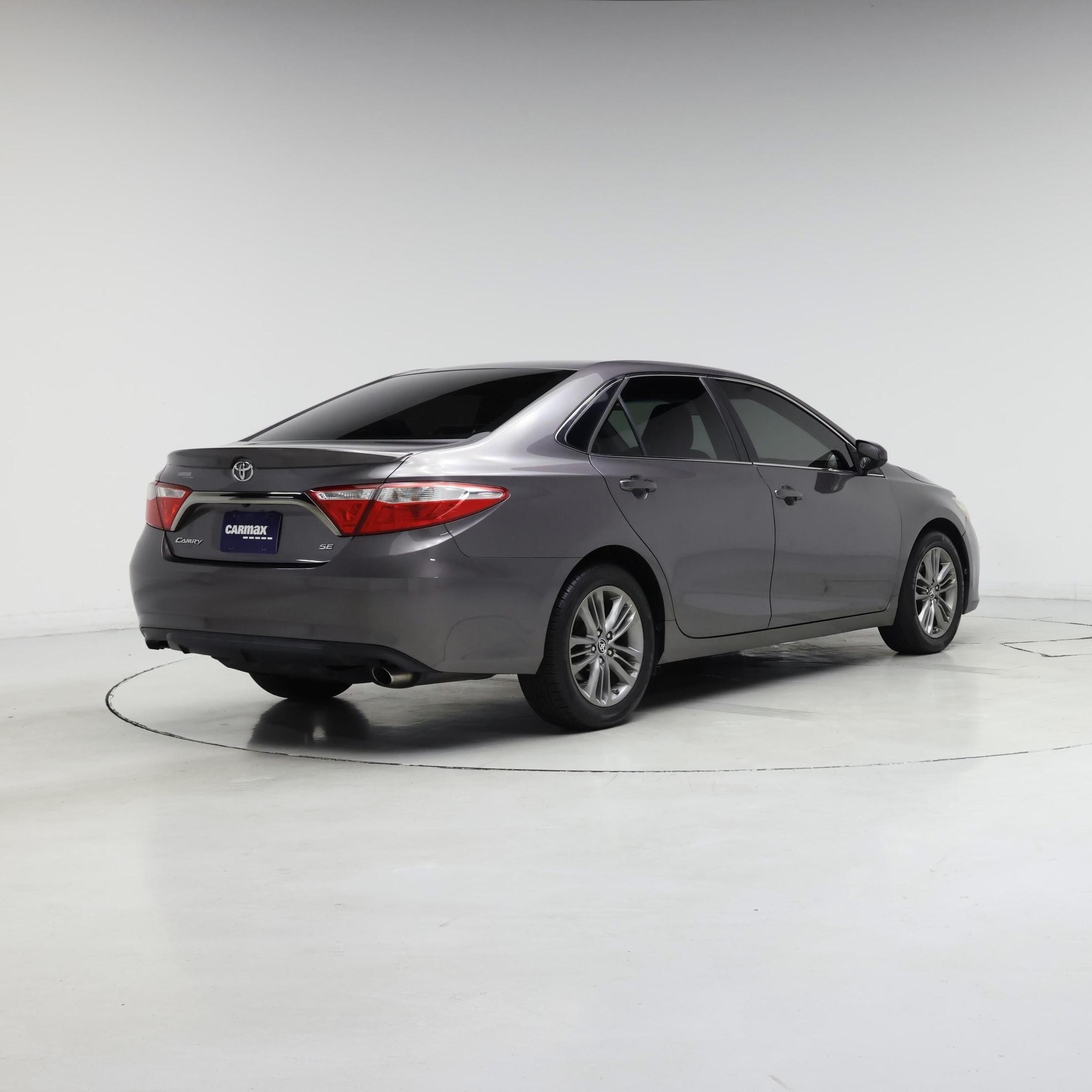 Thumbnail: 2015 Toyota Camry - 8