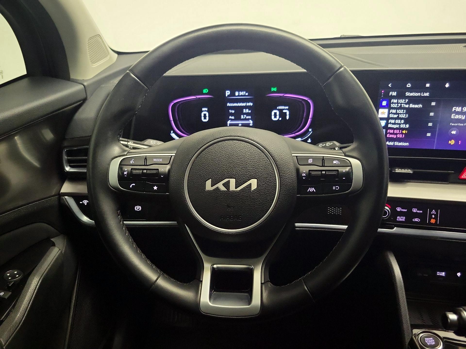 Thumbnail: 2023 Kia Sportage - 10