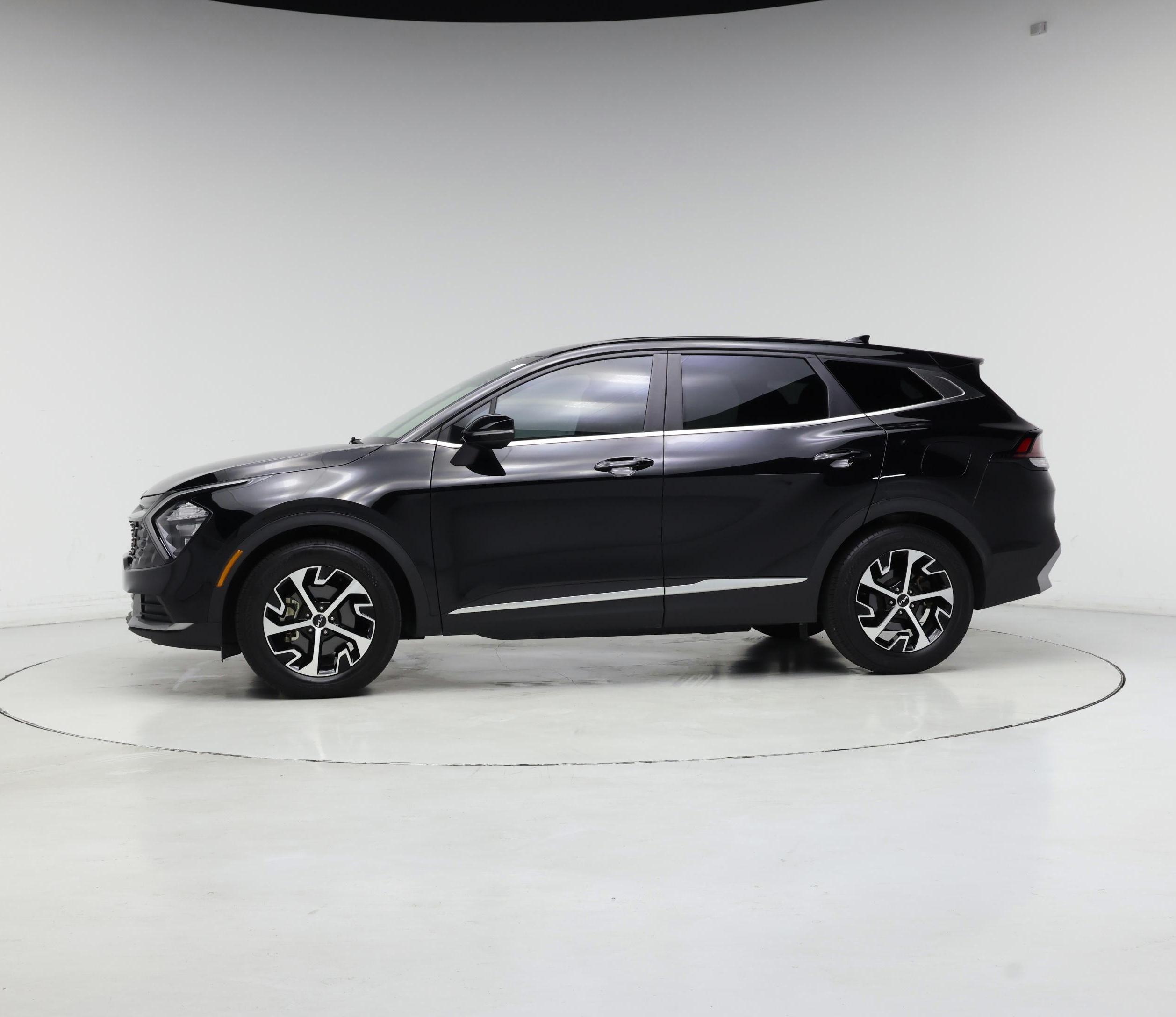 Thumbnail: 2023 Kia Sportage - 3