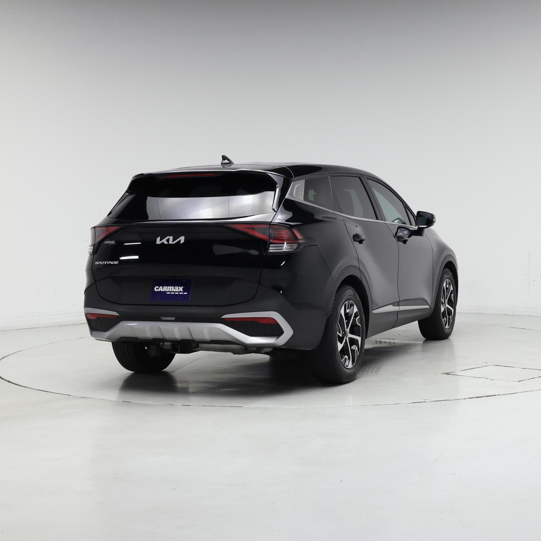 Thumbnail: 2023 Kia Sportage - 8